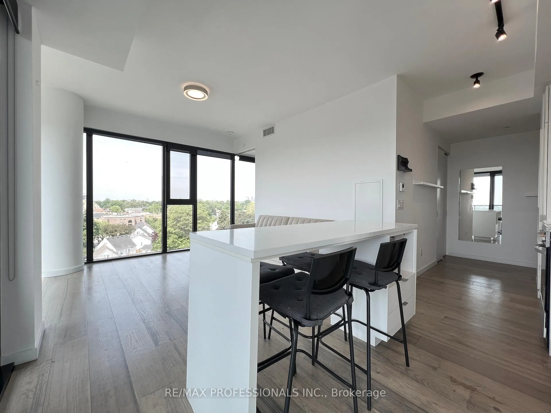 Photo 22 of Unit 619, 7 Smith Crescent, Etobicoke, Stonegate-Queensway — HOMEH