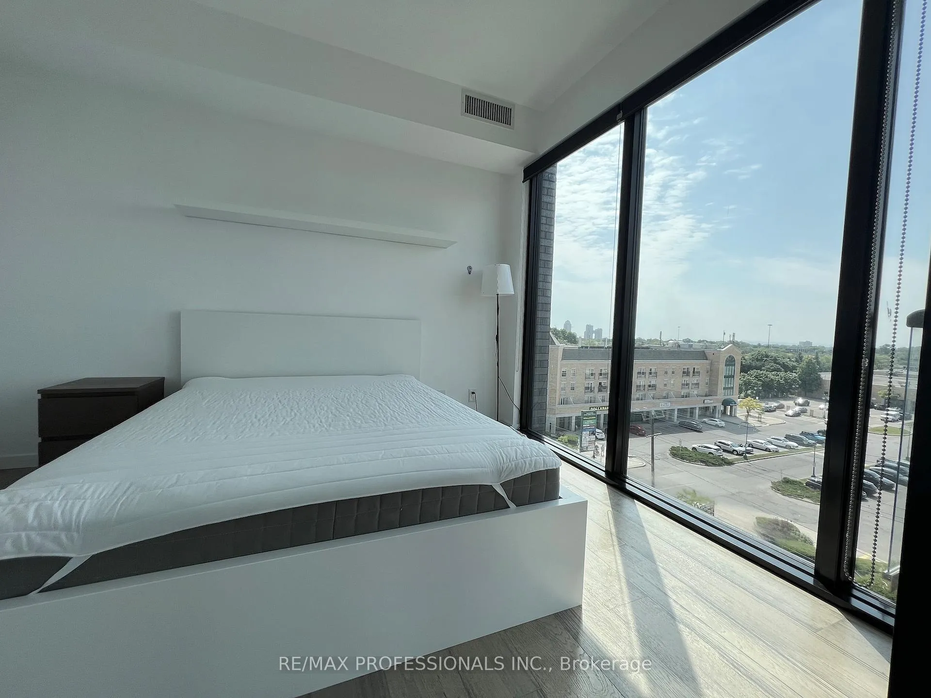 Photo 28 of Unit 619, 7 Smith Crescent, Etobicoke, Stonegate-Queensway — HOMEH