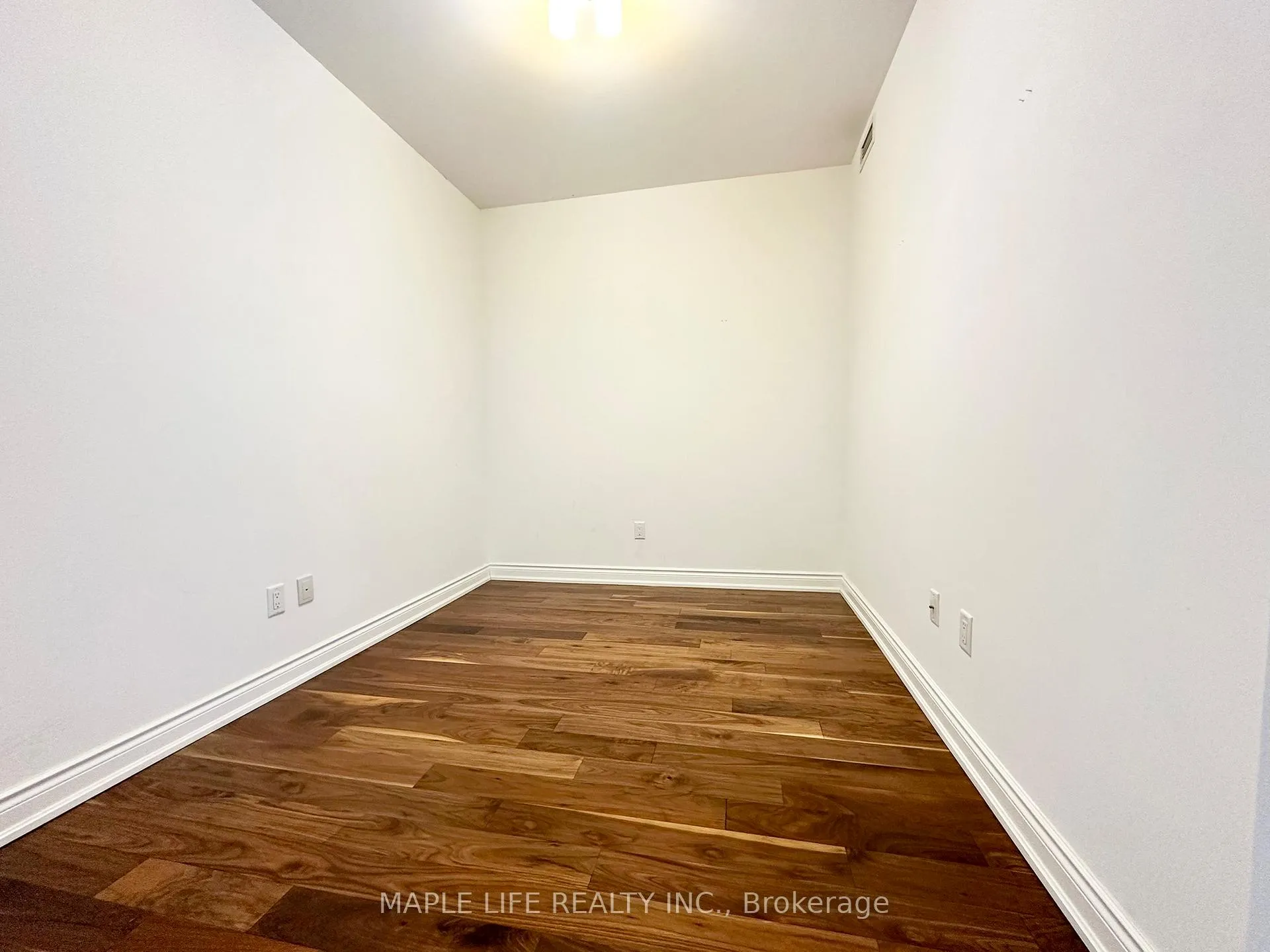 Photo 8 of Unit 7110, 388 Yonge Street, Toronto, Bay Street Corridor — HOMEH