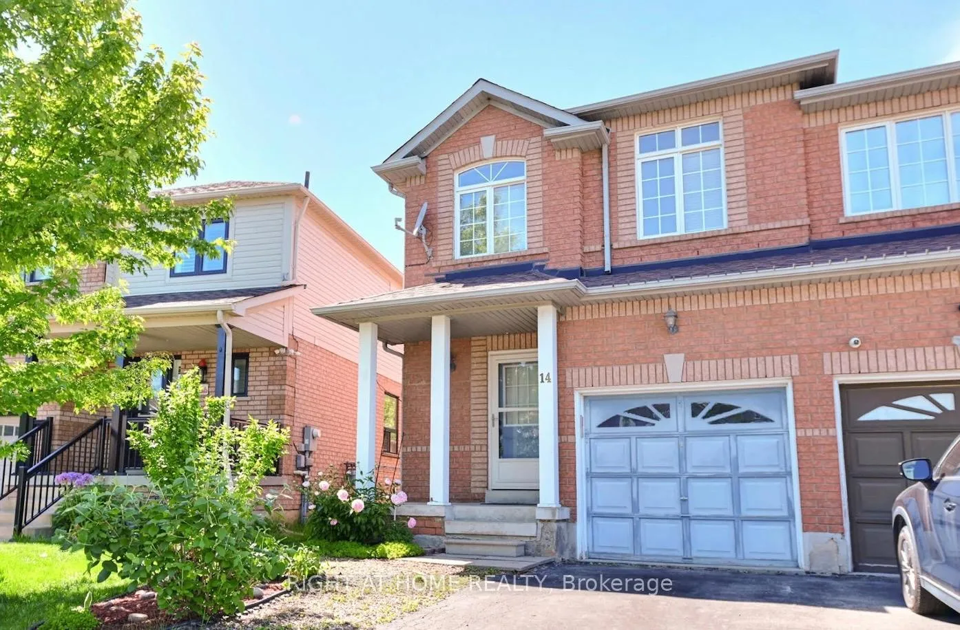 Photo 1 of 14 Weatherell Drive, Brampton, Fletcher's Meadow — HOMEH