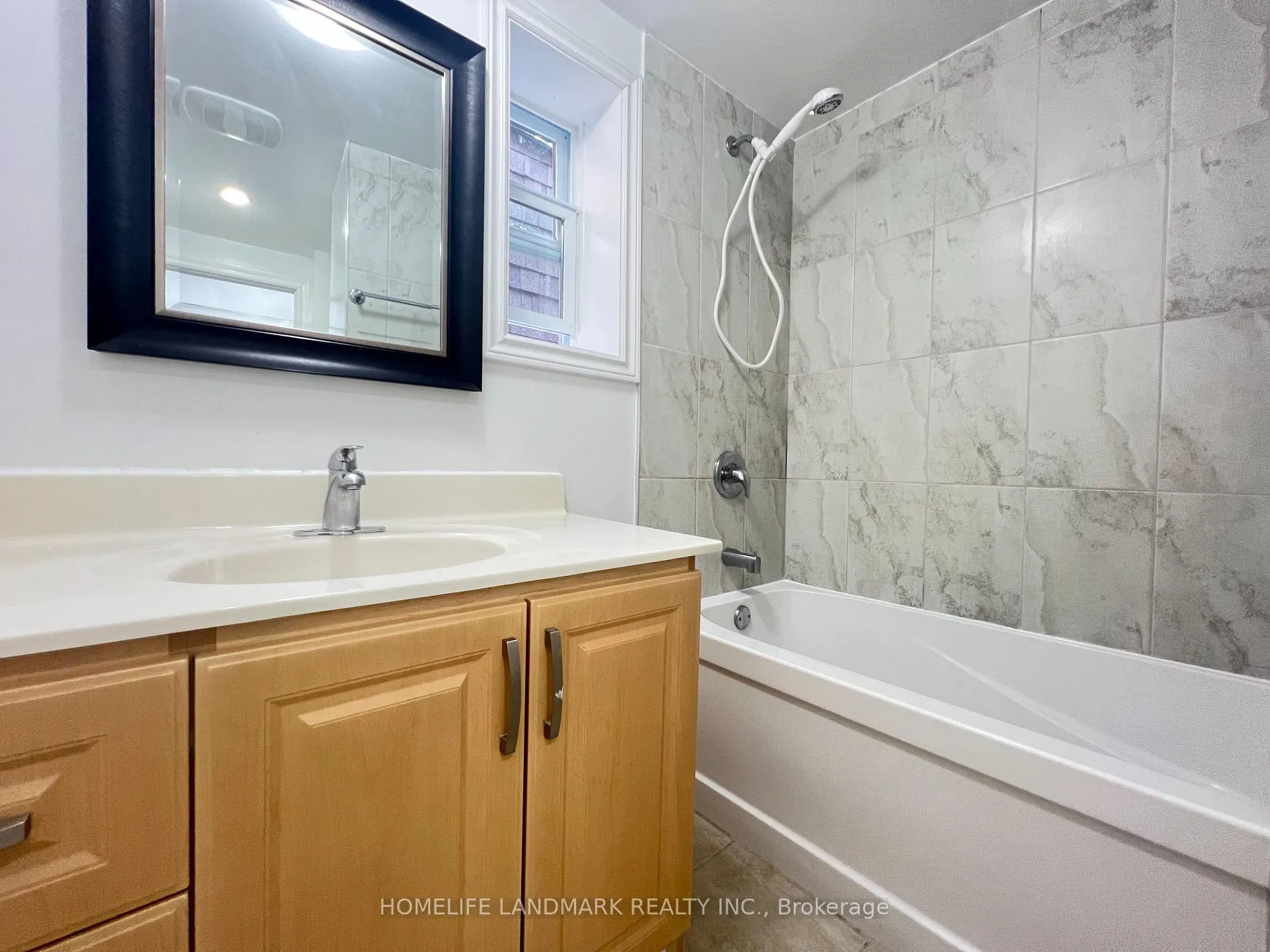 Photo 12 of 534 Saint Clarens Avenue, Toronto, Dovercourt-Wallace Emerson-Junction — HOMEH