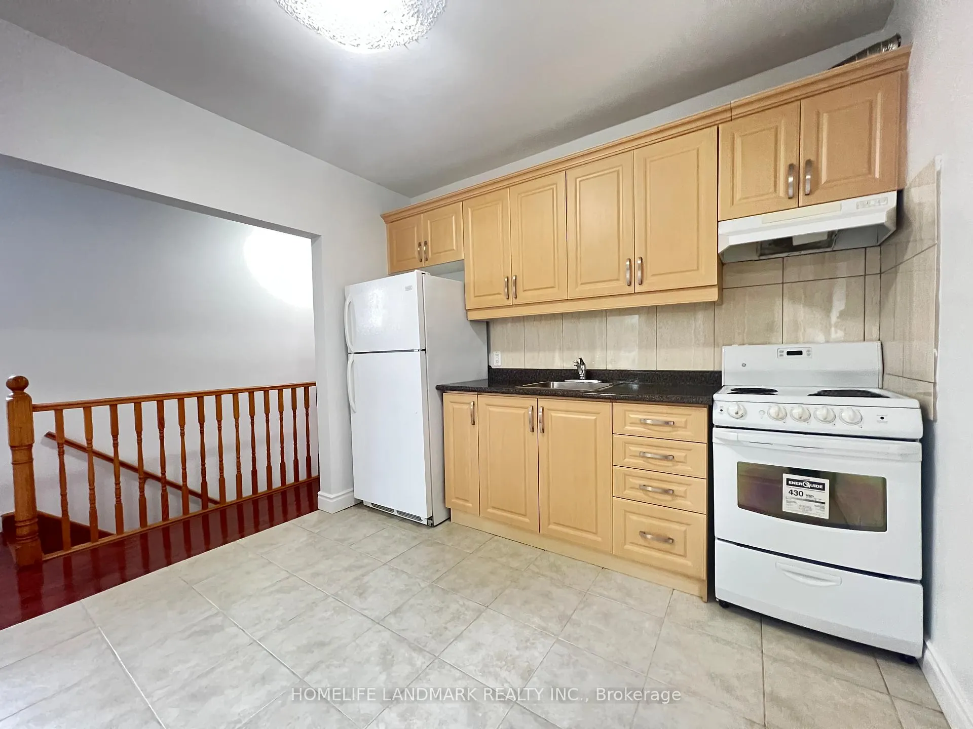 Photo 15 of 534 Saint Clarens Avenue, Toronto, Dovercourt-Wallace Emerson-Junction — HOMEH