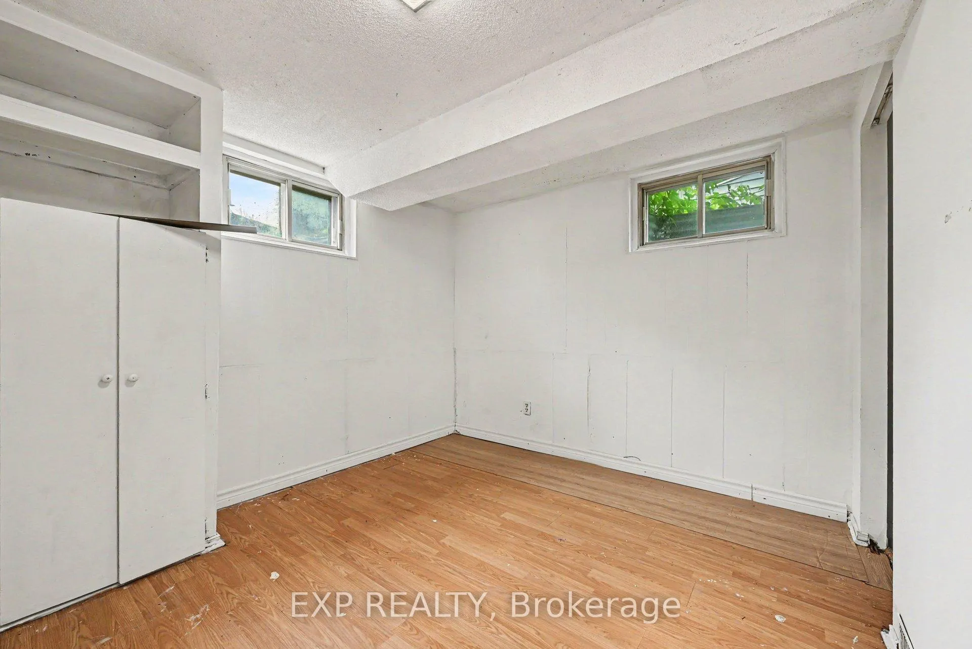 Photo 15 of 685 Crystal Street, Ottawa, Carson Meadows — HOMEH