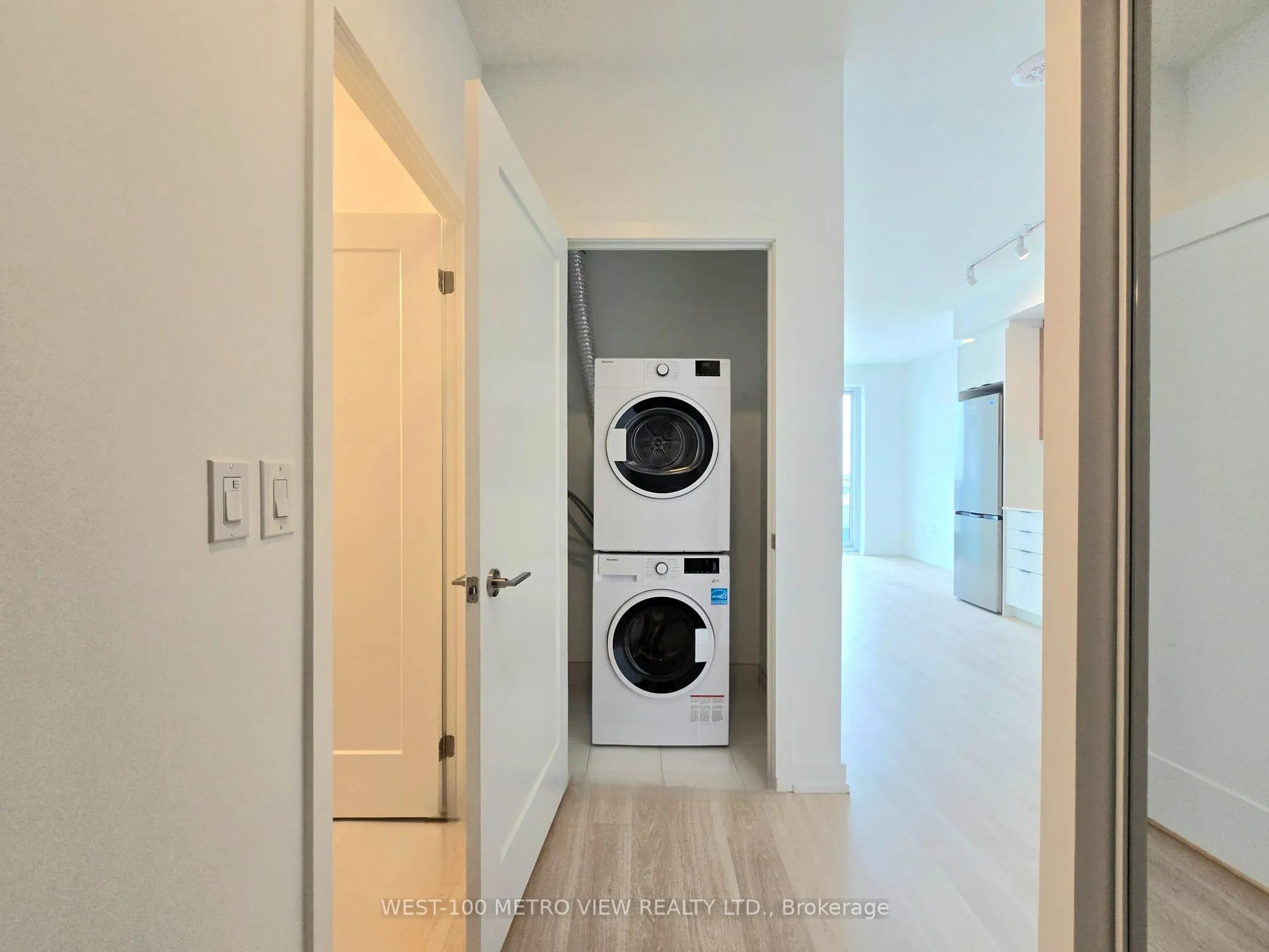 Photo 4 of Unit 727, 9763 Markham Road, Markham, Greensborough — HOMEH