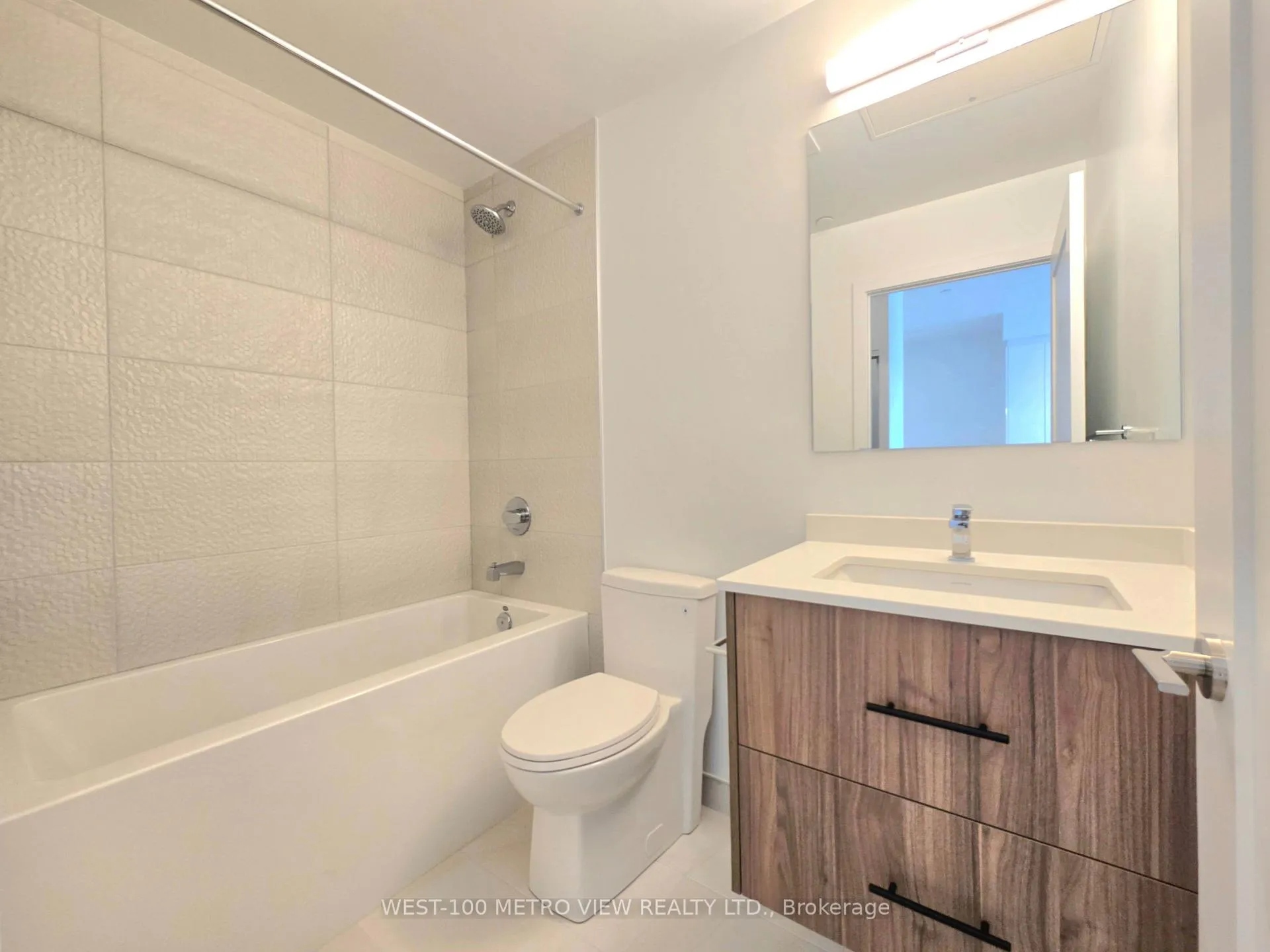 Photo 5 of Unit 727, 9763 Markham Road, Markham, Greensborough — HOMEH