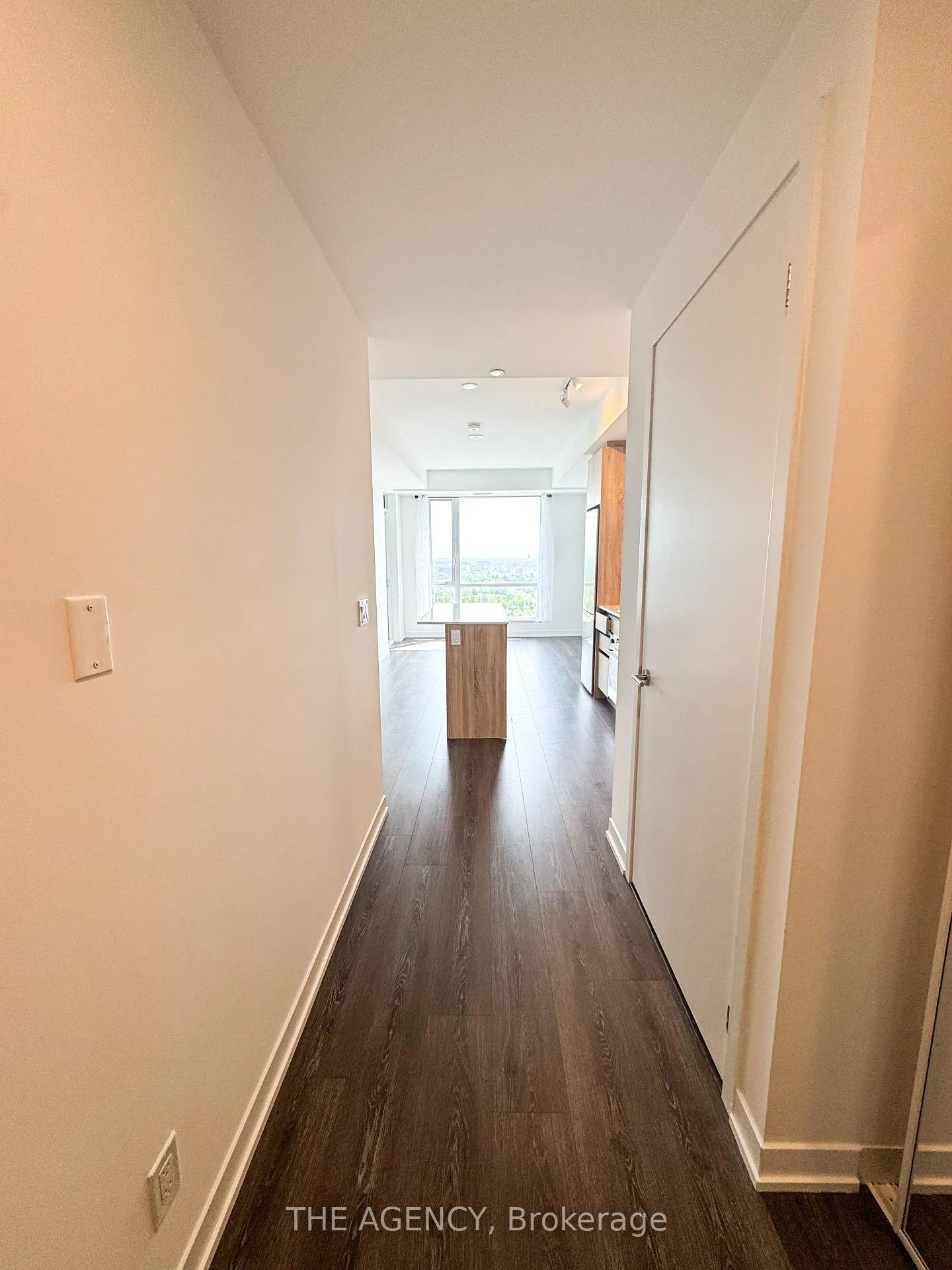 Photo 2 of Unit B2105, 7950 Bathrust Street, Vaughan, Uplands — HOMEH