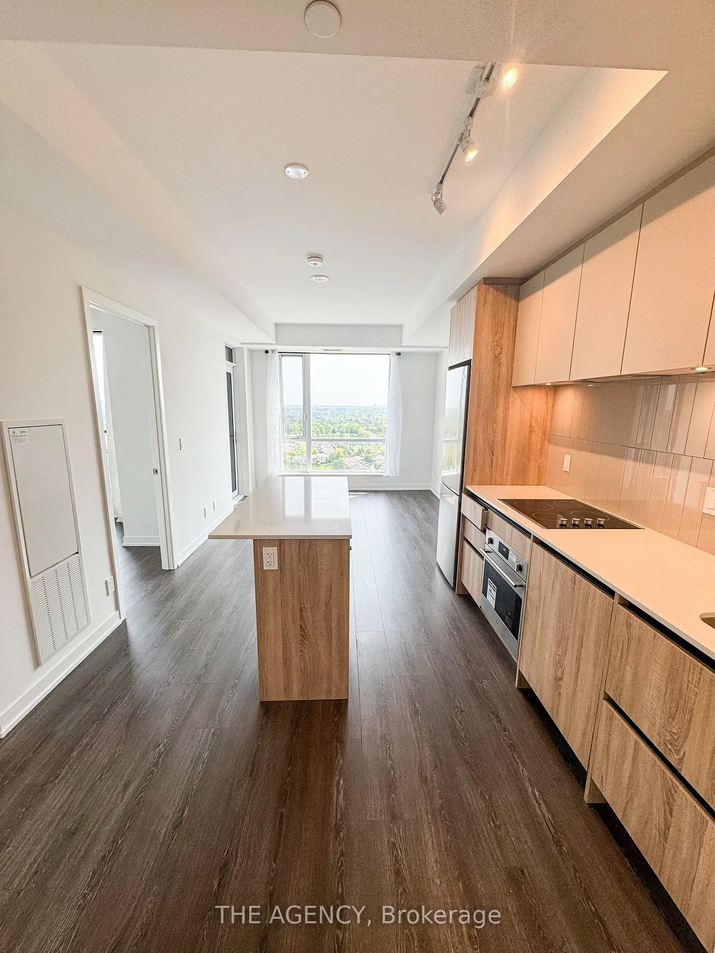 Photo 4 of Unit B2105, 7950 Bathrust Street, Vaughan, Uplands — HOMEH