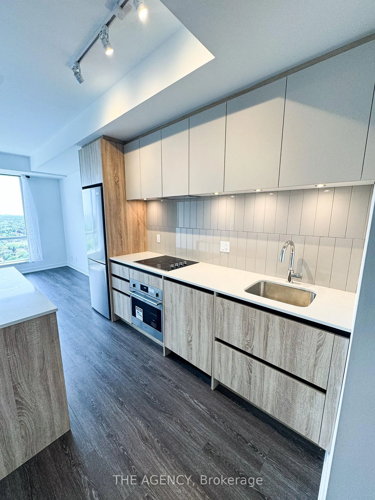 Photo 5 of Unit B2105, 7950 Bathrust Street, Vaughan, Uplands — HOMEH