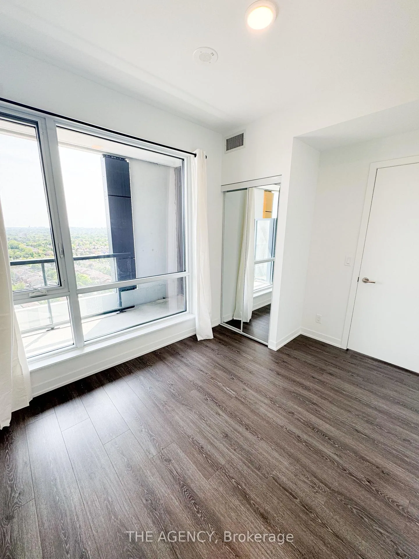 Photo 12 of Unit B2105, 7950 Bathrust Street, Vaughan, Uplands — HOMEH