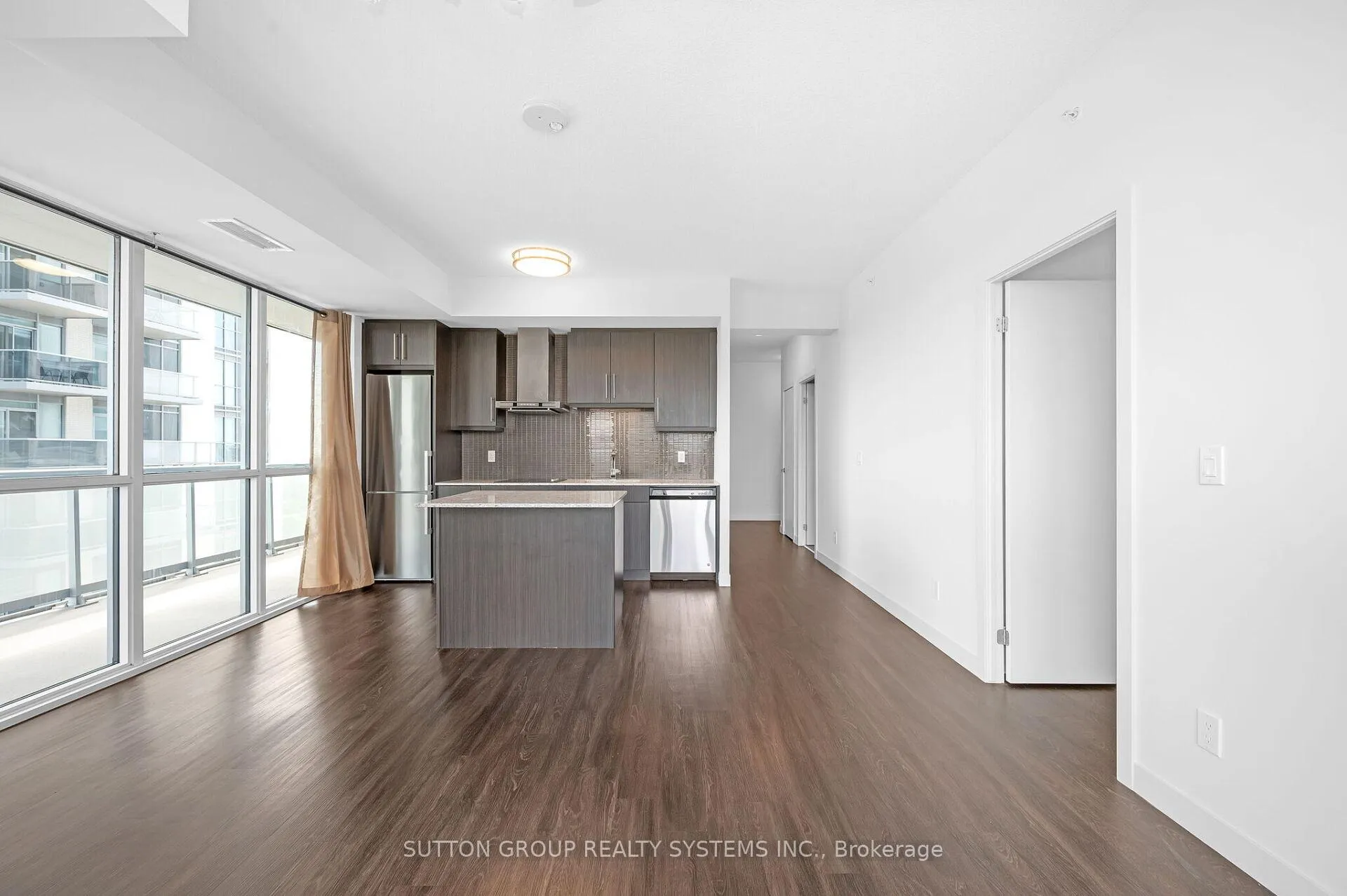 Photo 9 of Unit 1409, 2087 Fairview Street, Burlington, Brant — HOMEH