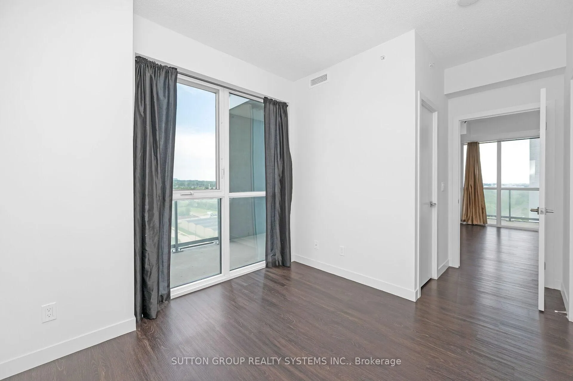 Photo 14 of Unit 1409, 2087 Fairview Street, Burlington, Brant — HOMEH