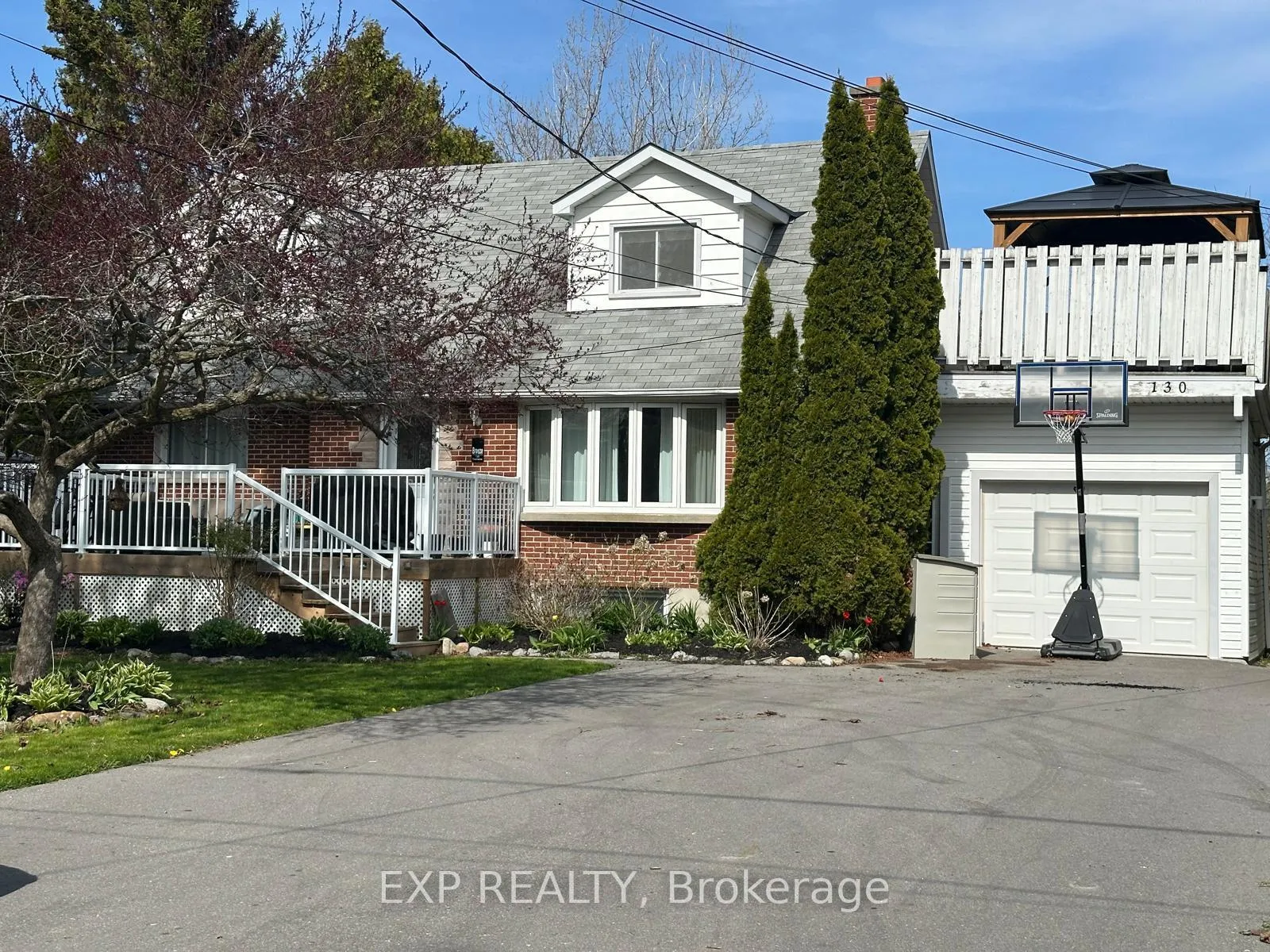 Front of Unit #lower, 130 Tremaine Street