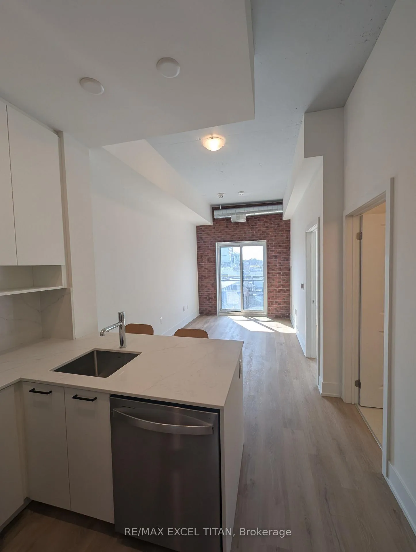Photo 2 of Unit 405, 206 King Street W, Hamilton, Central — HOMEH