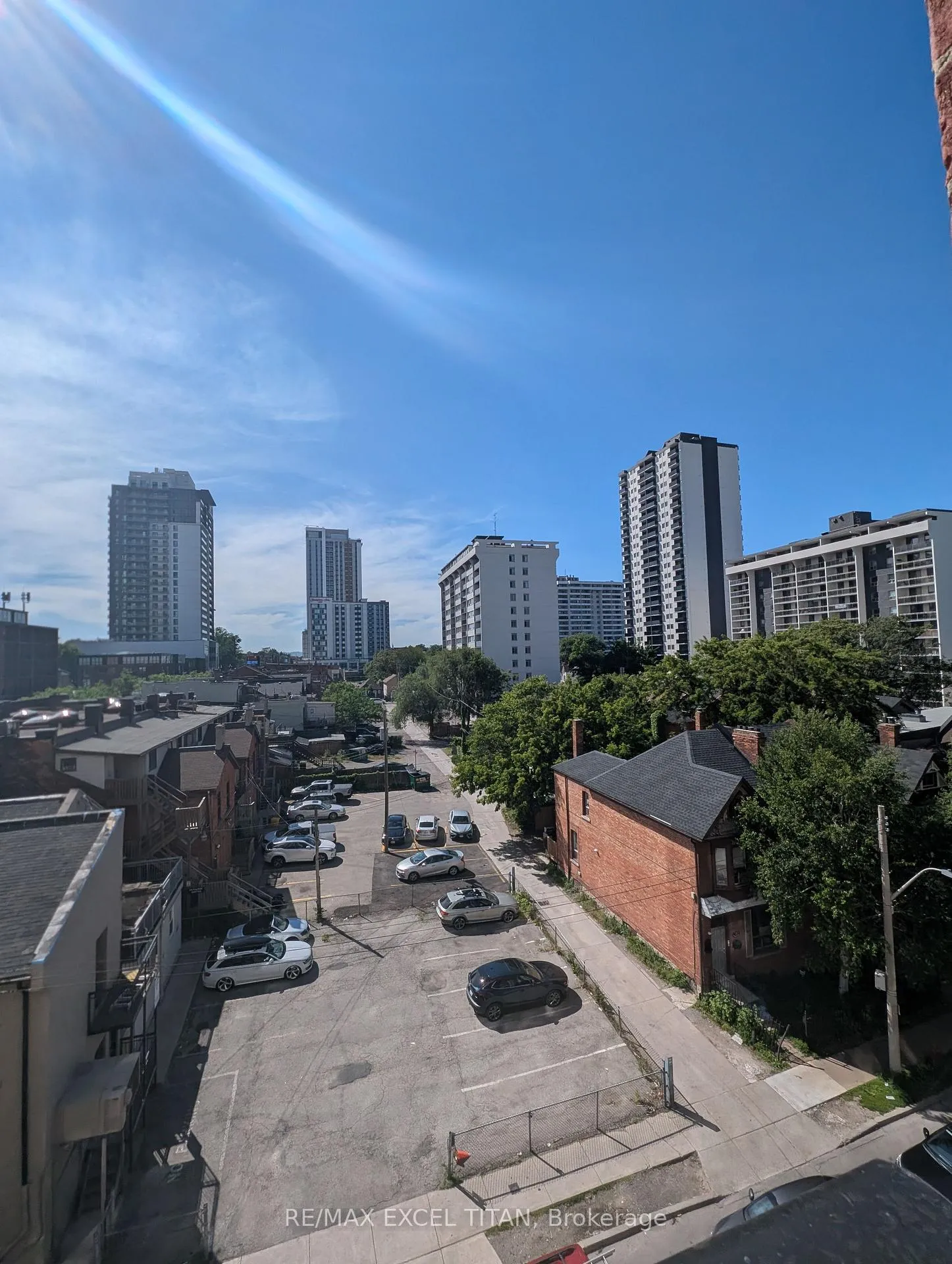 Photo 8 of Unit 405, 206 King Street W, Hamilton, Central — HOMEH