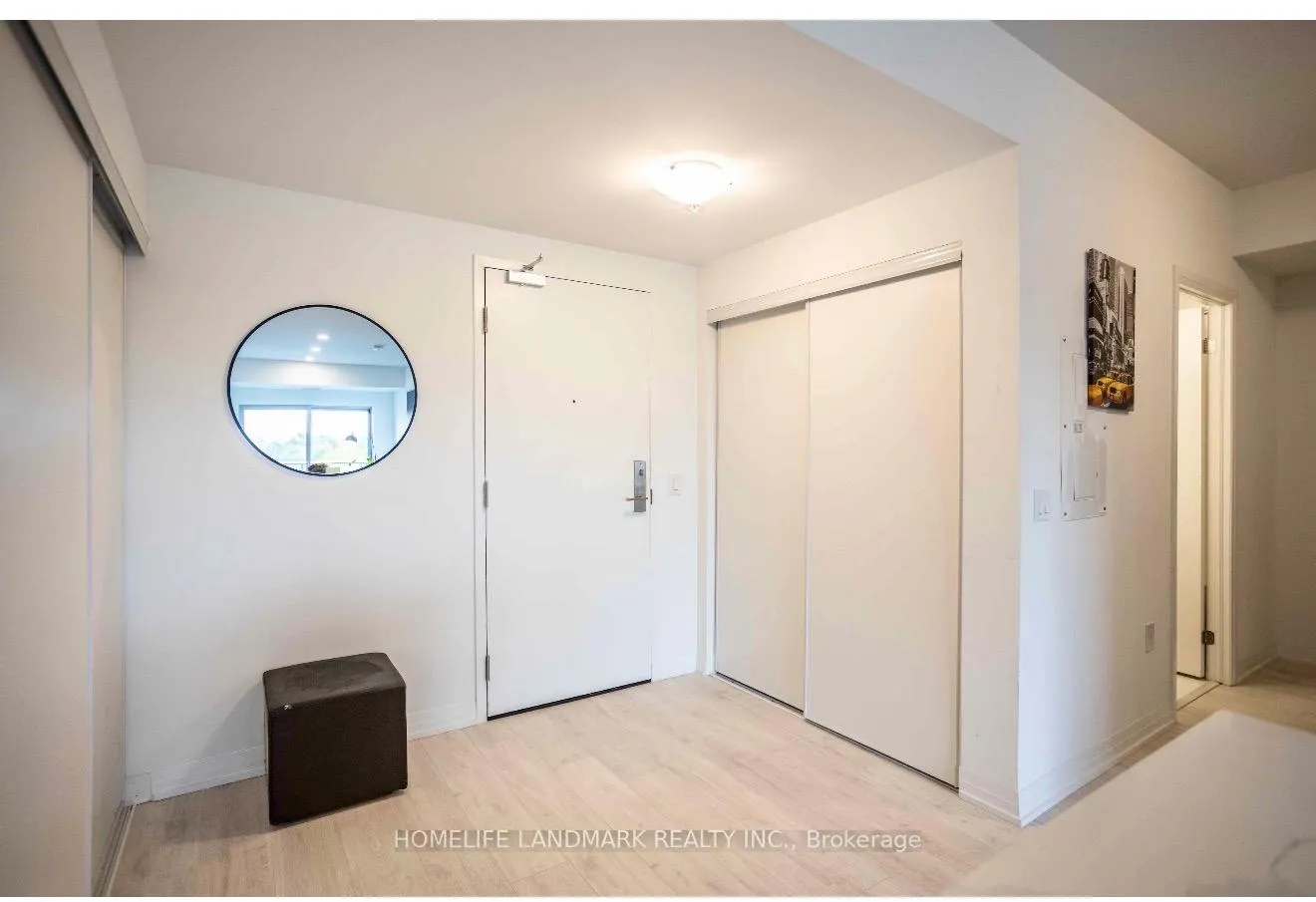 Photo 2 of Unit 603, 408 Browns Line, Etobicoke, Alderwood — HOMEH