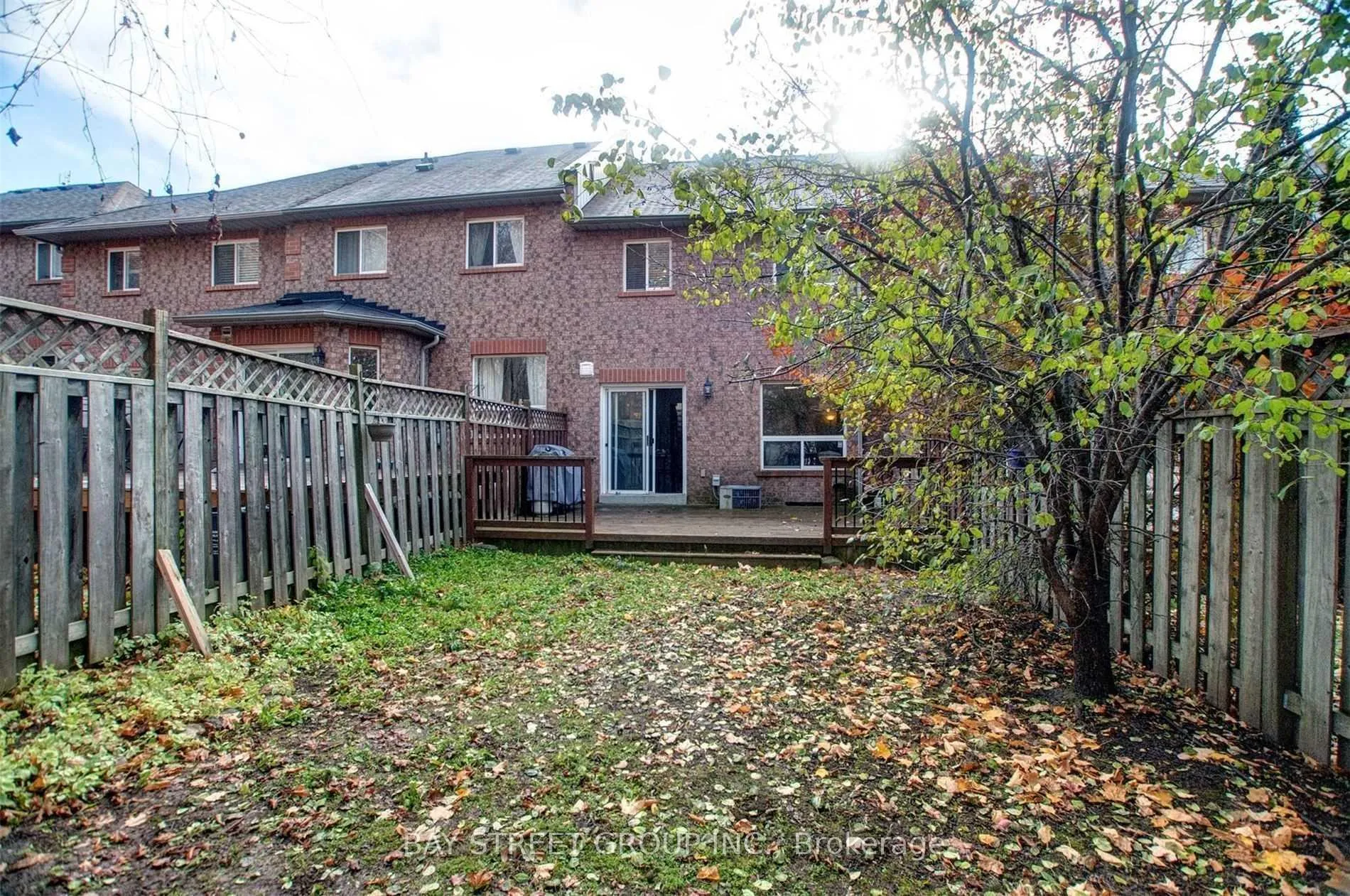 Photo 13 of 70 Twigg Drive, Ajax, Central — HOMEH
