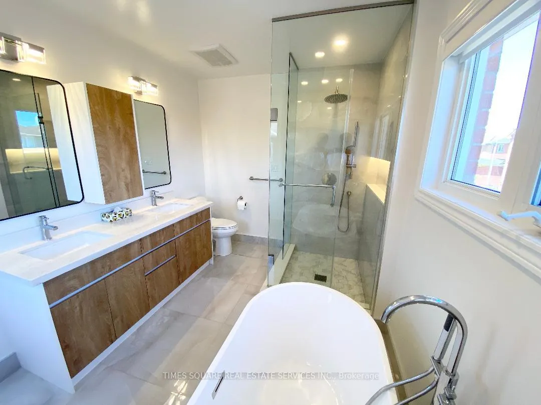 Photo 24 of 9 Quail Hollow, Markham, Cornell — HOMEH