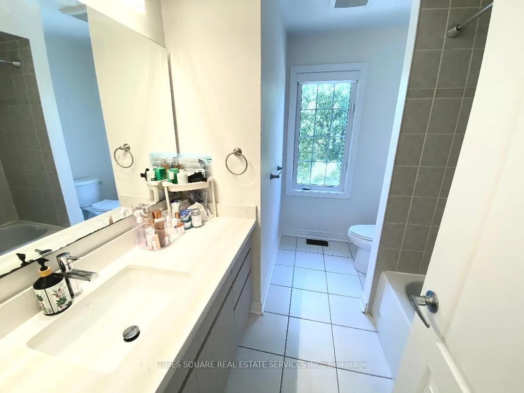 Photo 28 of 9 Quail Hollow, Markham, Cornell — HOMEH