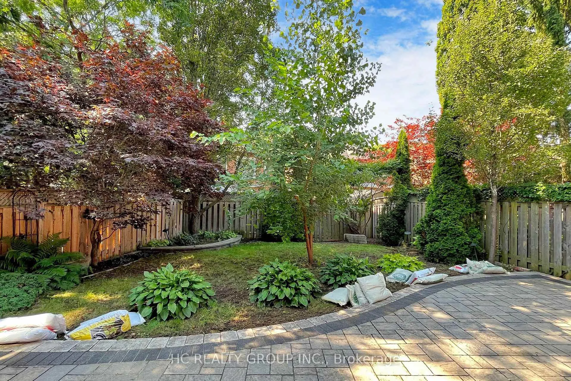 Photo 31 of 883 Darwin Drive, Pickering, Liverpool — HOMEH
