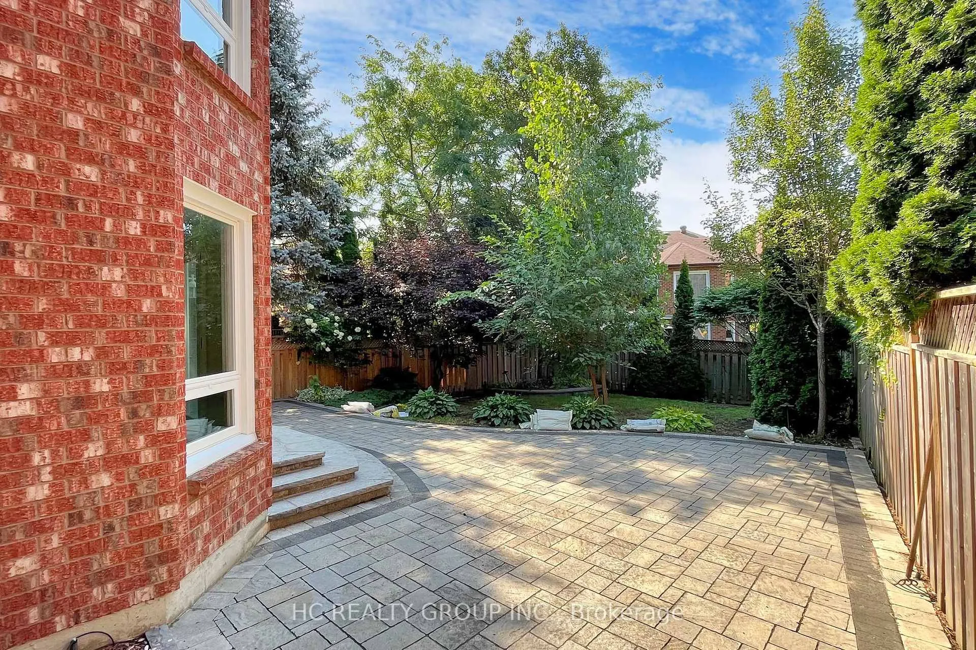 Photo 32 of 883 Darwin Drive, Pickering, Liverpool — HOMEH