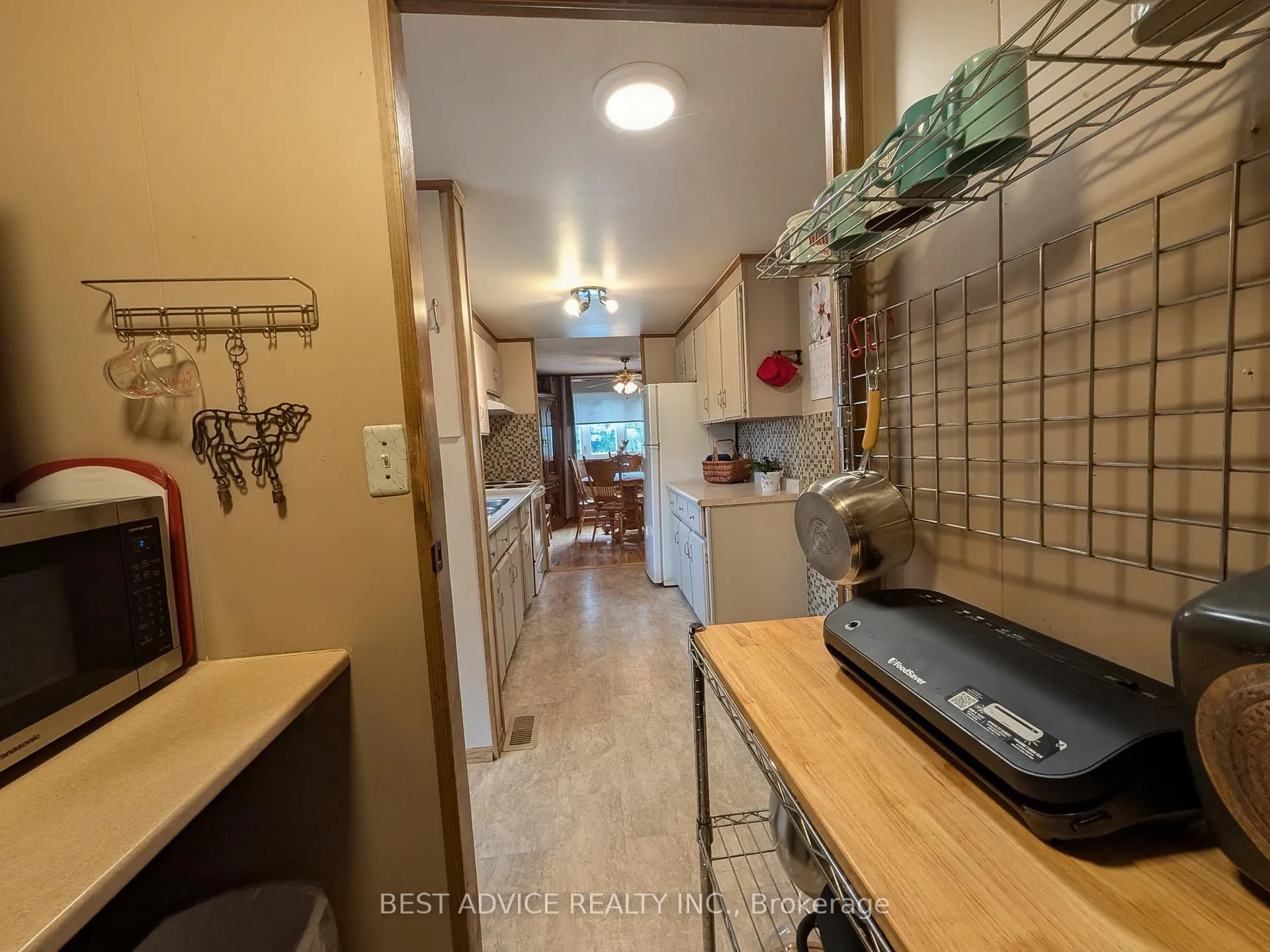 Photo 9 of 180 Westmount Drive S, Orillia — HOMEH