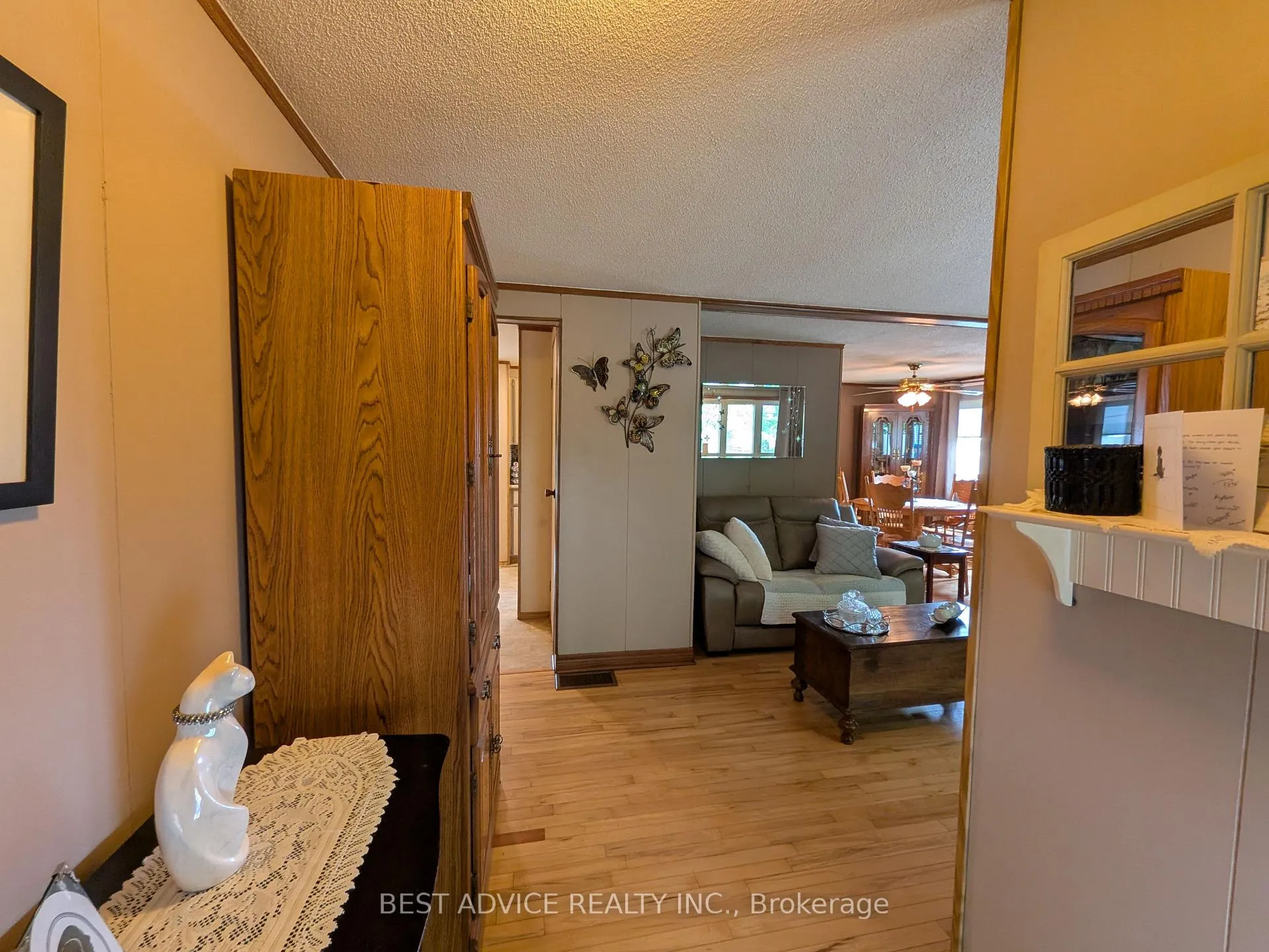 Photo 15 of 180 Westmount Drive S, Orillia — HOMEH