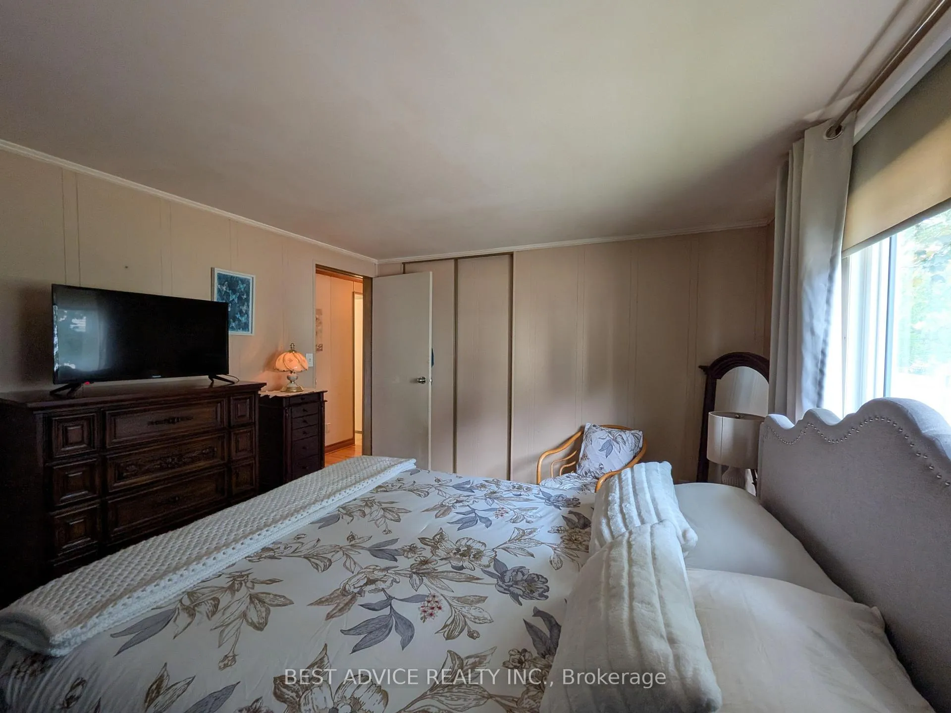 Photo 16 of 180 Westmount Drive S, Orillia — HOMEH