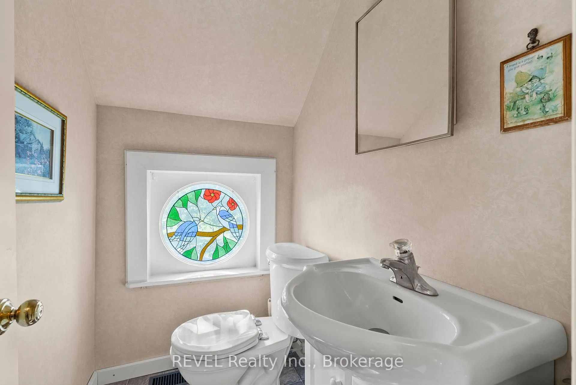 Photo 19 of 10111 Mcleod Road, Niagara Falls, Forestview — HOMEH