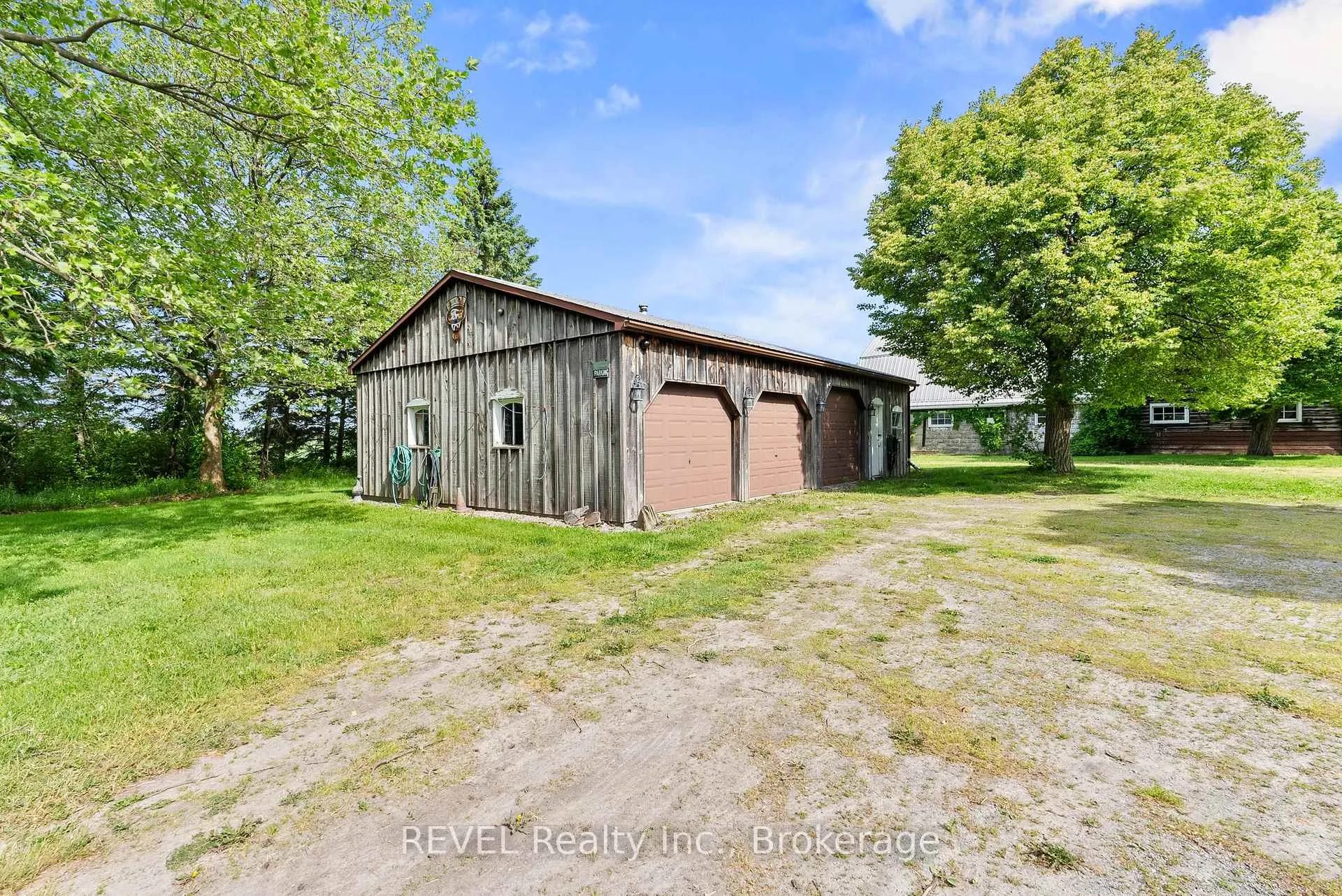 Photo 22 of 10111 Mcleod Road, Niagara Falls, Forestview — HOMEH