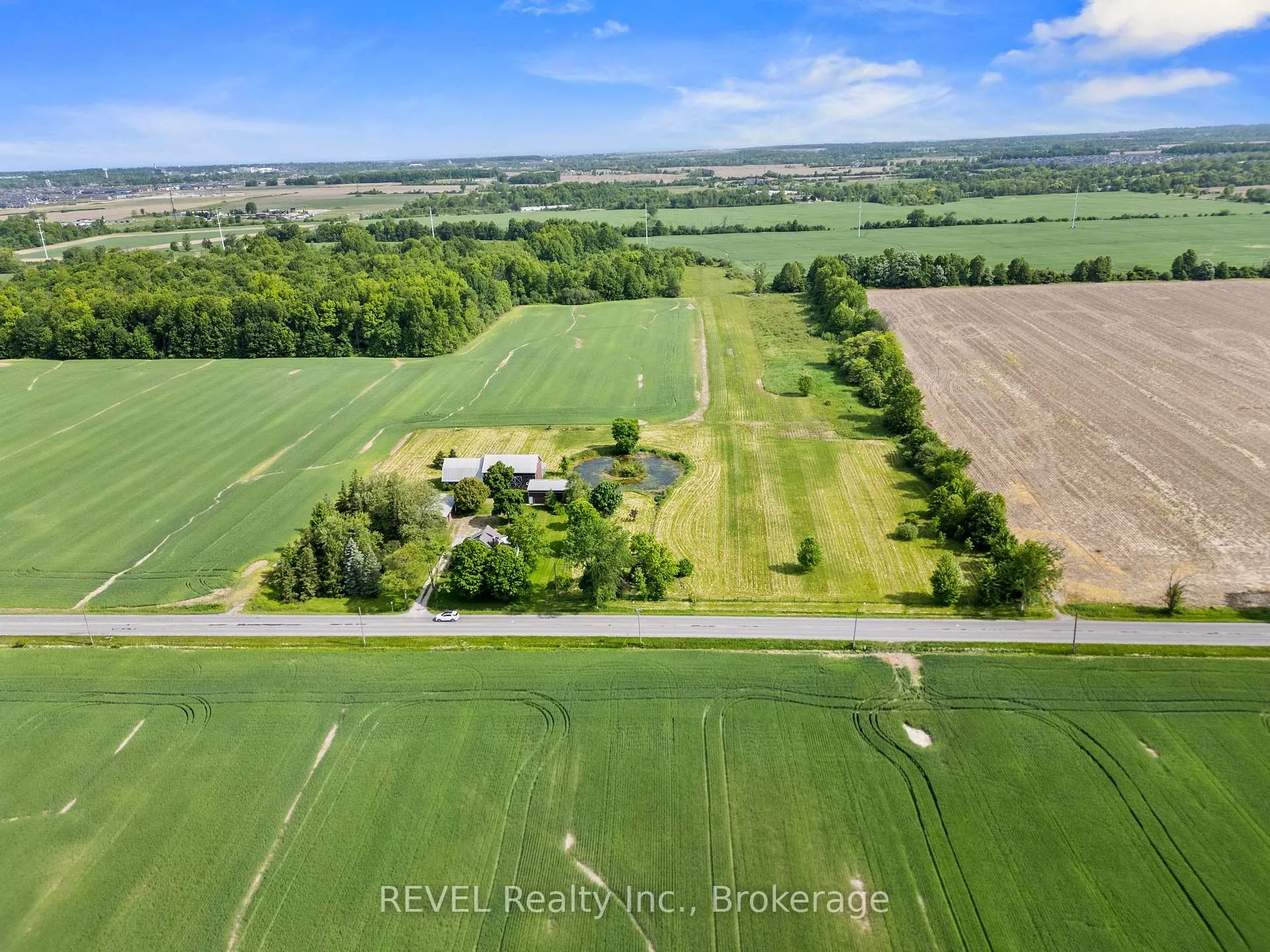 Photo 38 of 10111 Mcleod Road, Niagara Falls, Forestview — HOMEH