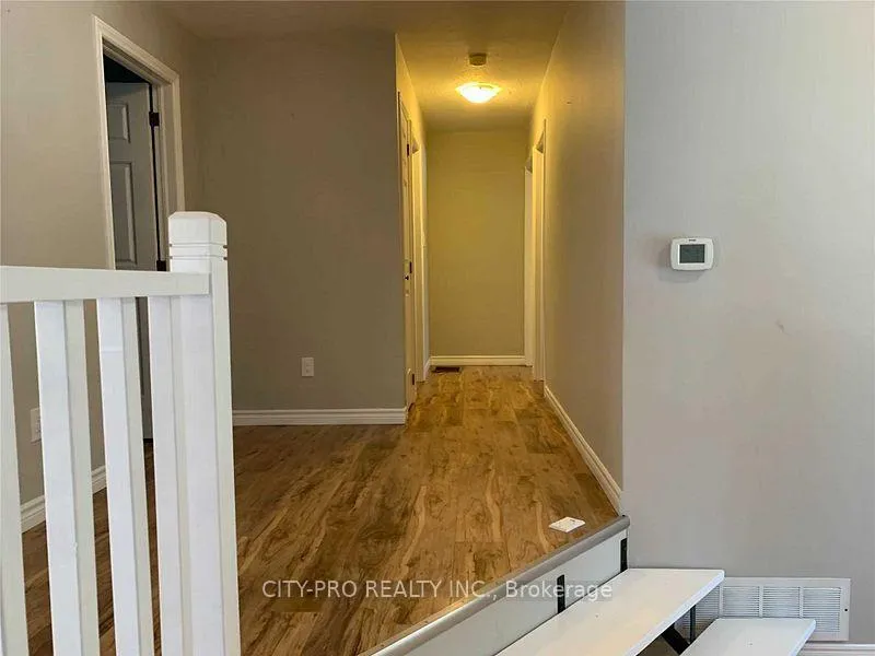 Photo 7 of Unit Main Floor, 513370 2nd Line, Amaranth, Rural Amaranth — HOMEH