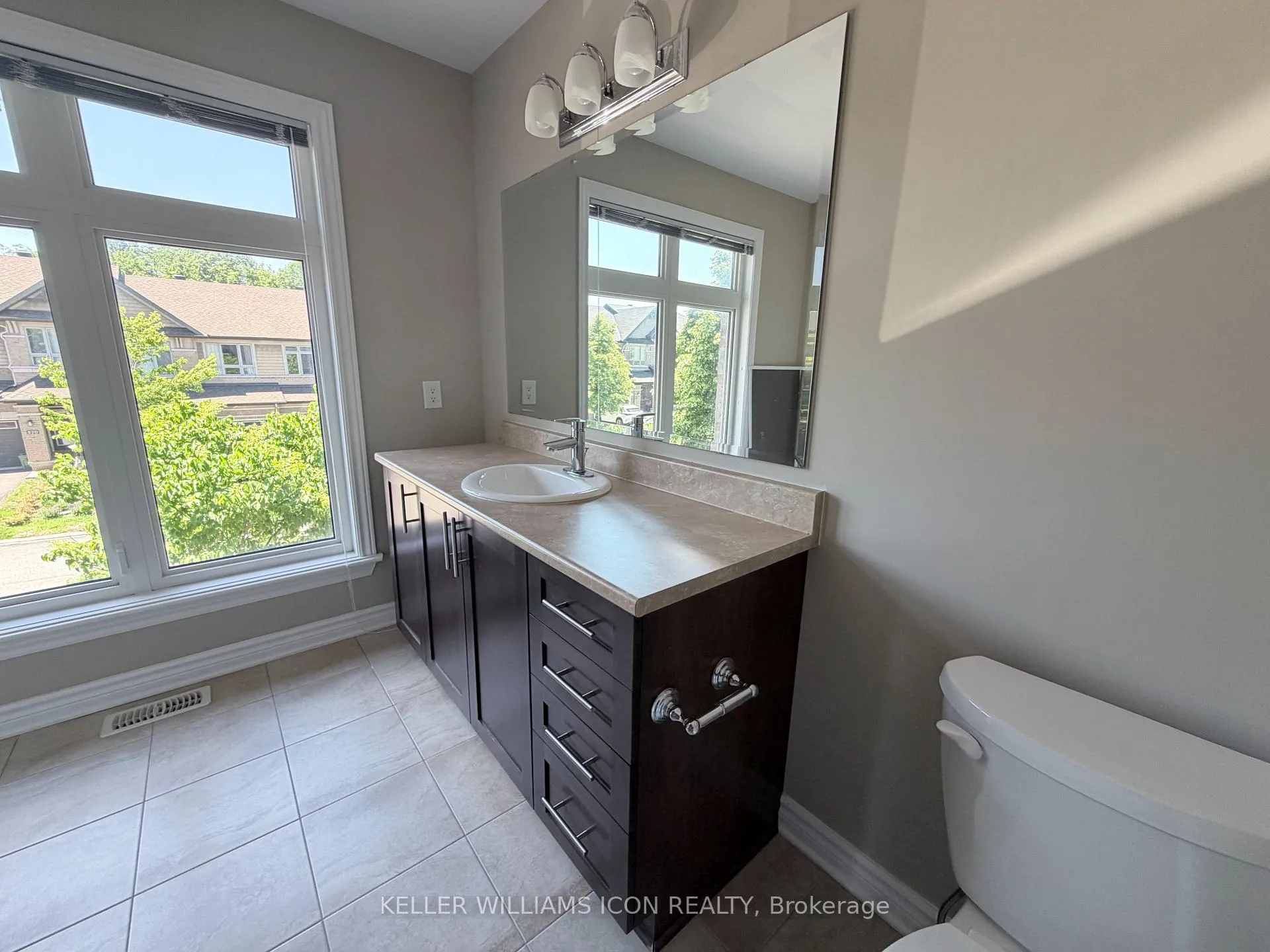 Photo 11 of 871 Fletcher Circle, Ottawa, Kanata - Kanata Lakes/Heritage Hills — HOMEH