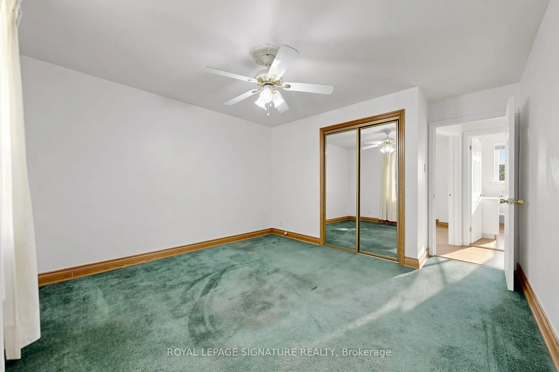 Photo 16 of 34 Lingarde Drive, Scarborough, Wexford-Maryvale — HOMEH