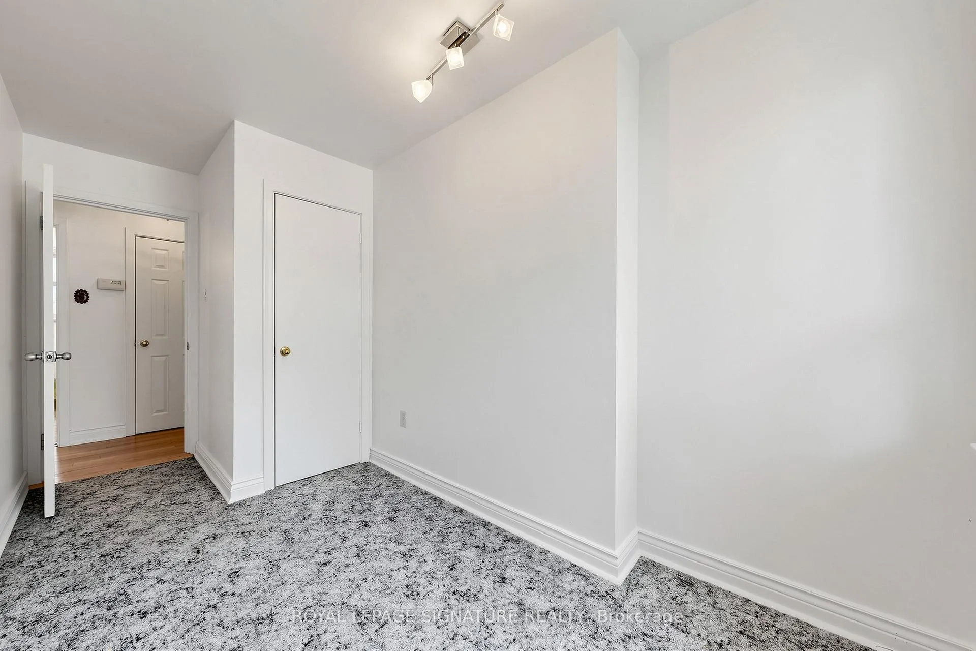 Photo 21 of 34 Lingarde Drive, Scarborough, Wexford-Maryvale — HOMEH