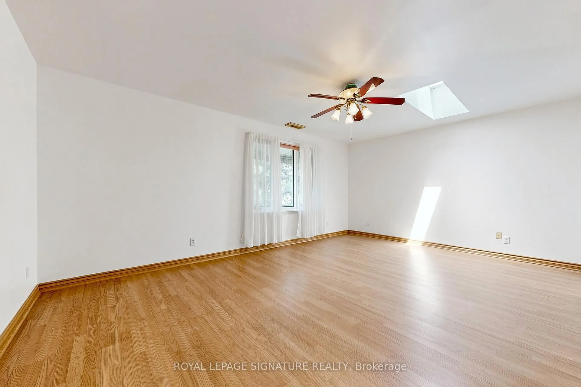 Photo 26 of 34 Lingarde Drive, Scarborough, Wexford-Maryvale — HOMEH