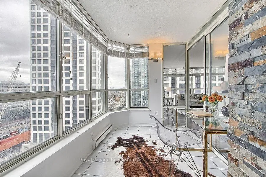 Photo 11 of Unit 511, 55 Elm Drive W, Mississauga, City Centre — HOMEH