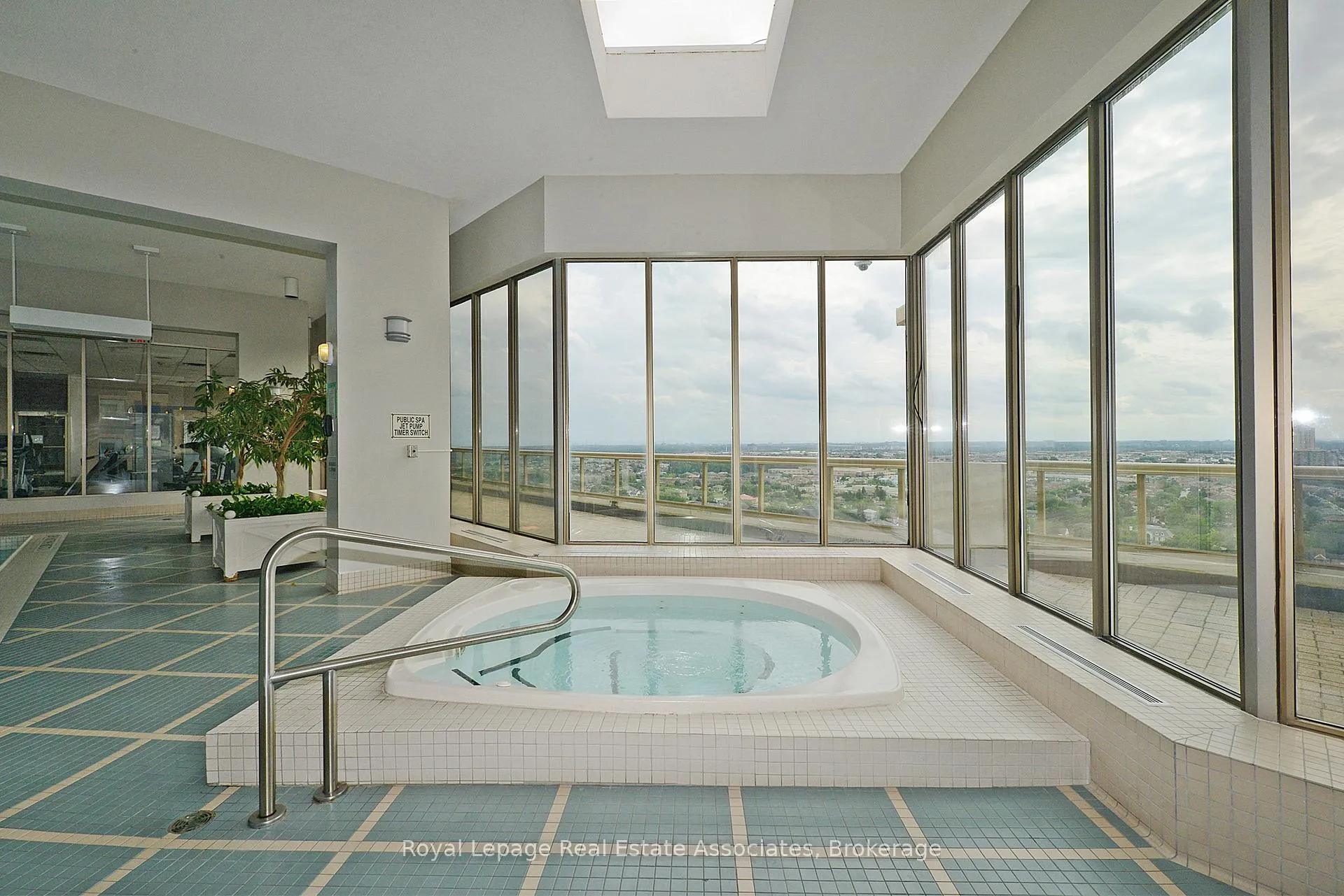 Photo 32 of Unit 511, 55 Elm Drive W, Mississauga, City Centre — HOMEH