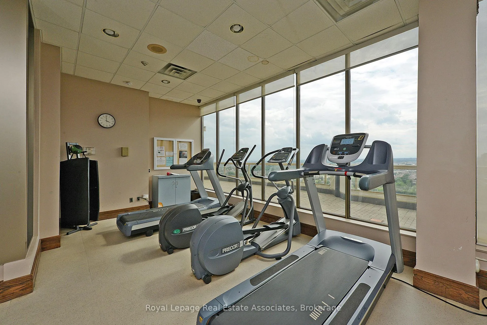 Photo 35 of Unit 511, 55 Elm Drive W, Mississauga, City Centre — HOMEH