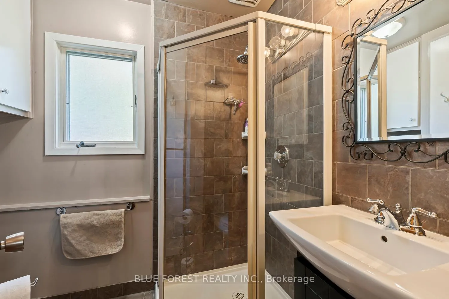Photo 28 of 24744 Pioneer Line, West Elgin, West Lorne — HOMEH