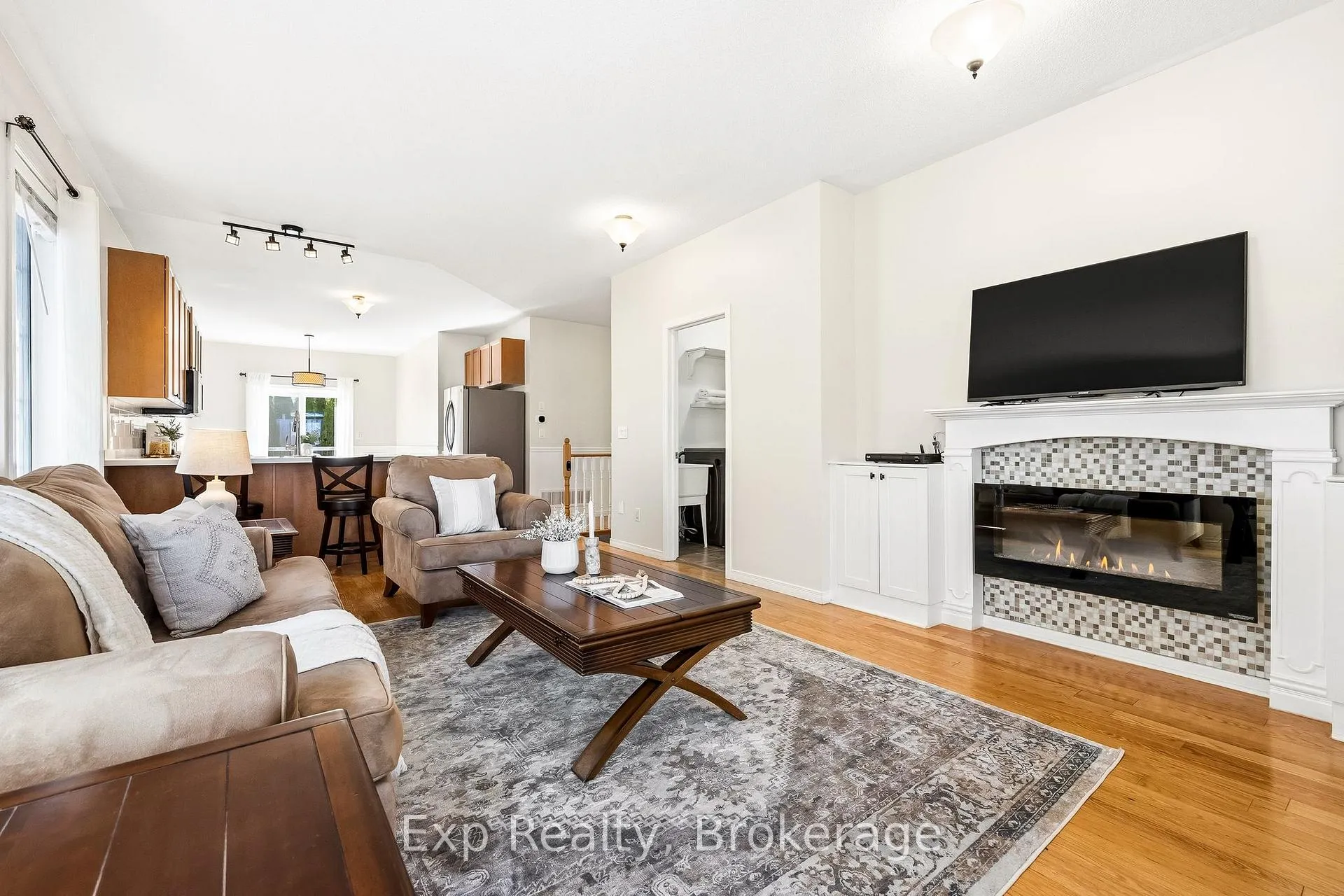 Photo 10 of 803 Greenly Drive, Cobourg — HOMEH