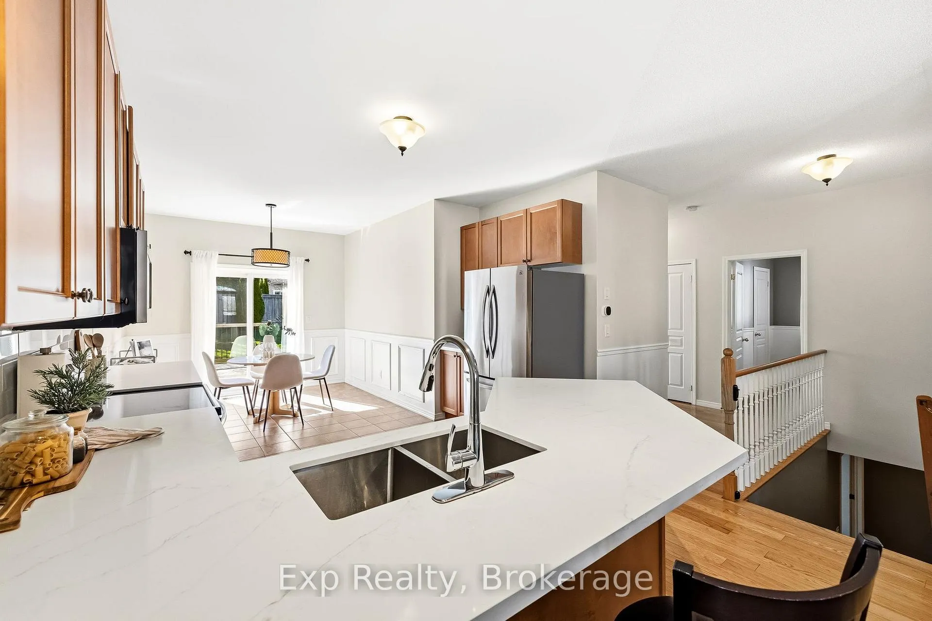 Photo 11 of 803 Greenly Drive, Cobourg — HOMEH