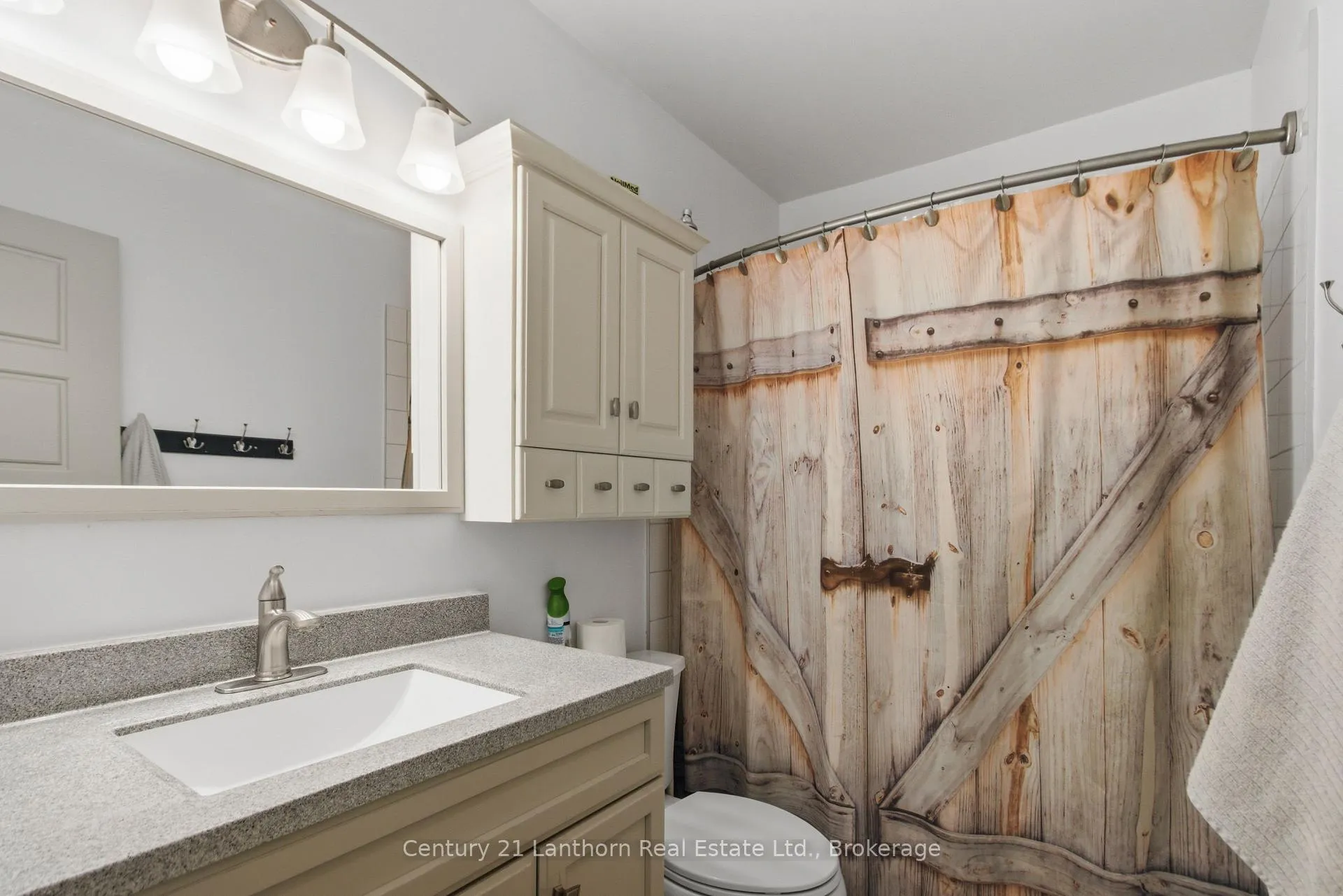 Photo 9 of 24 Cory Crescent, Quinte West, Trenton Ward — HOMEH