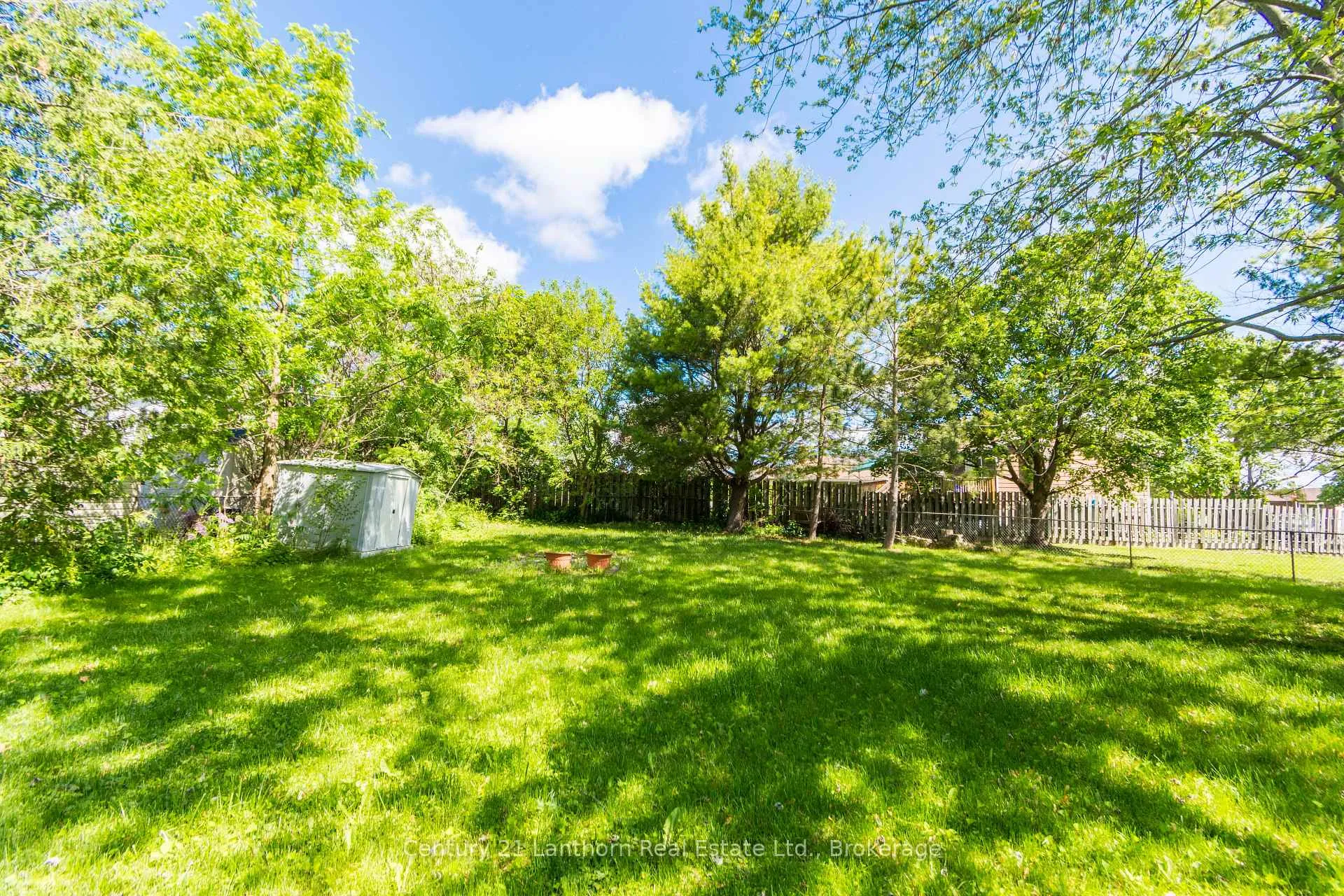 Photo 15 of 24 Cory Crescent, Quinte West, Trenton Ward — HOMEH
