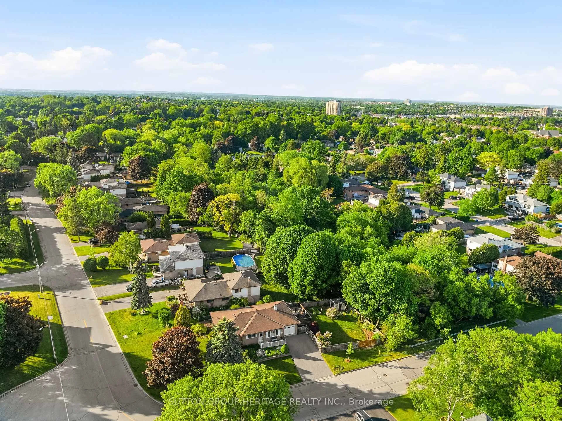 Photo 6 of 23 Jacwin Drive, Ajax, Central West — HOMEH