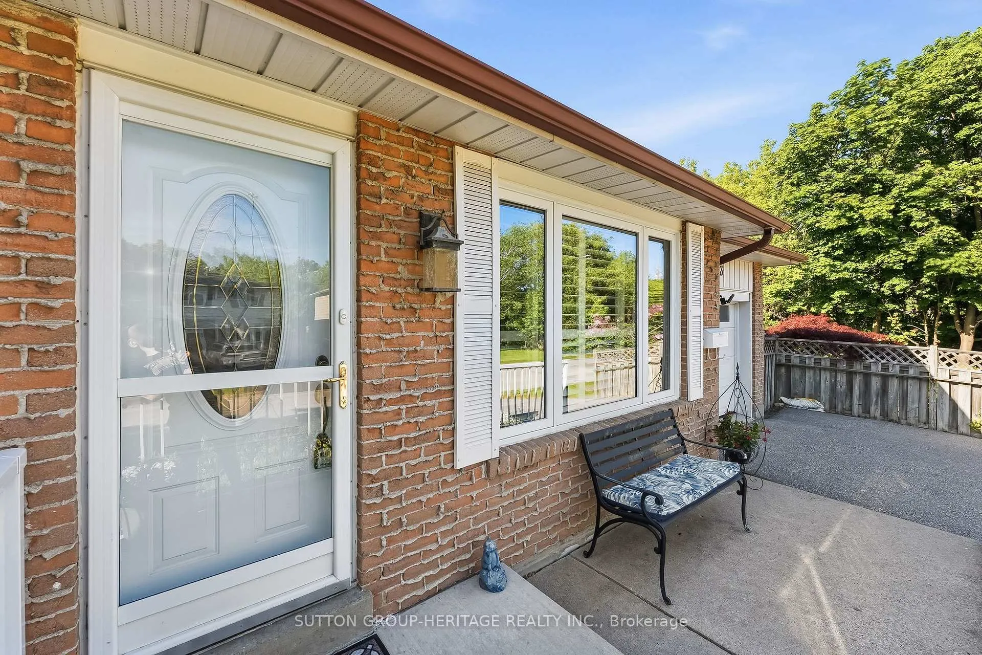 Photo 9 of 23 Jacwin Drive, Ajax, Central West — HOMEH