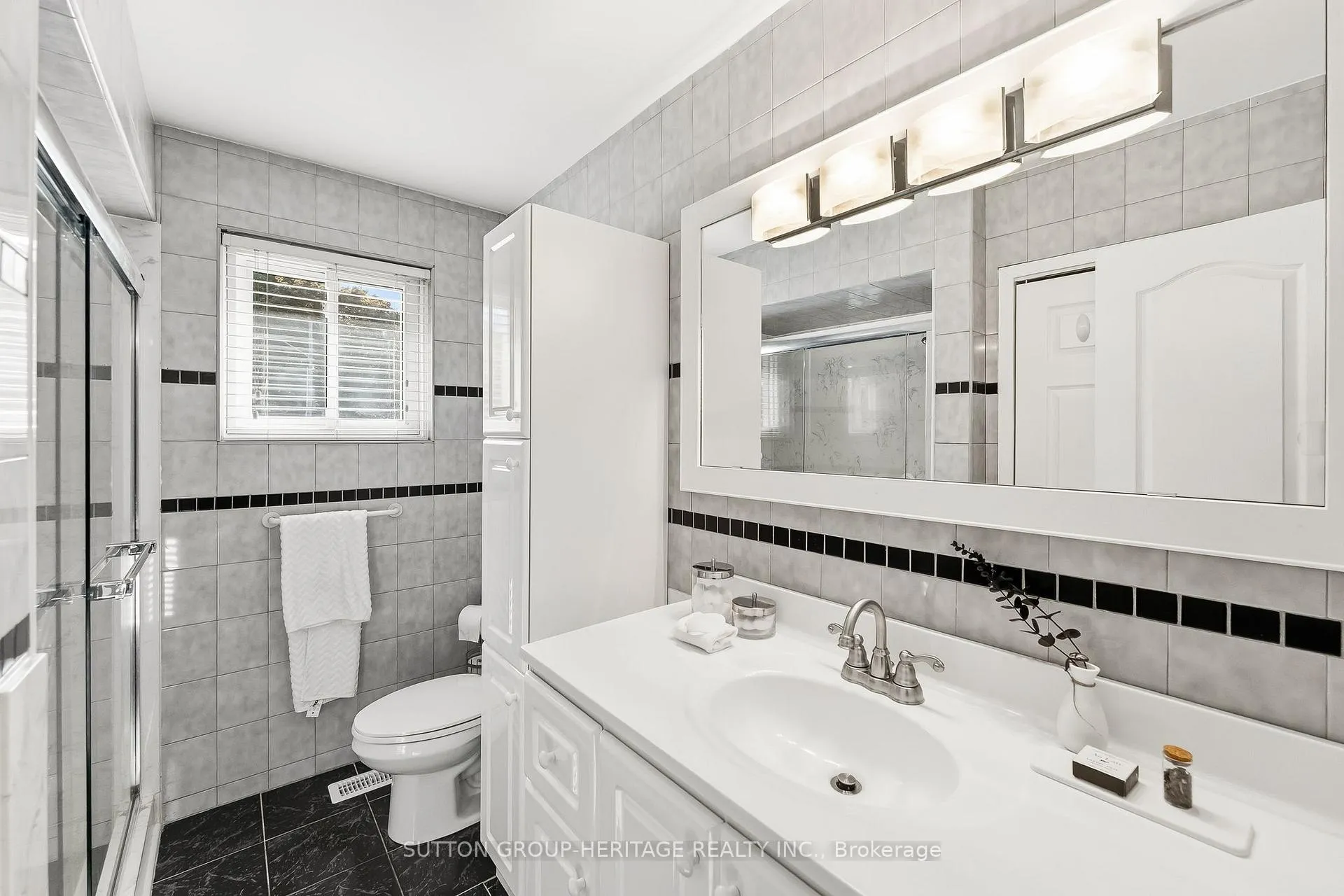 Photo 30 of 23 Jacwin Drive, Ajax, Central West — HOMEH