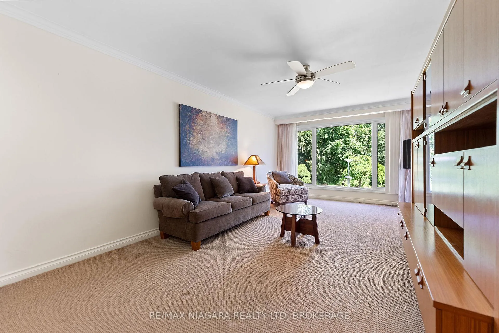 Photo 4 of 47 Windermere Road, St. Catharines, Glendale/Glenridge — HOMEH