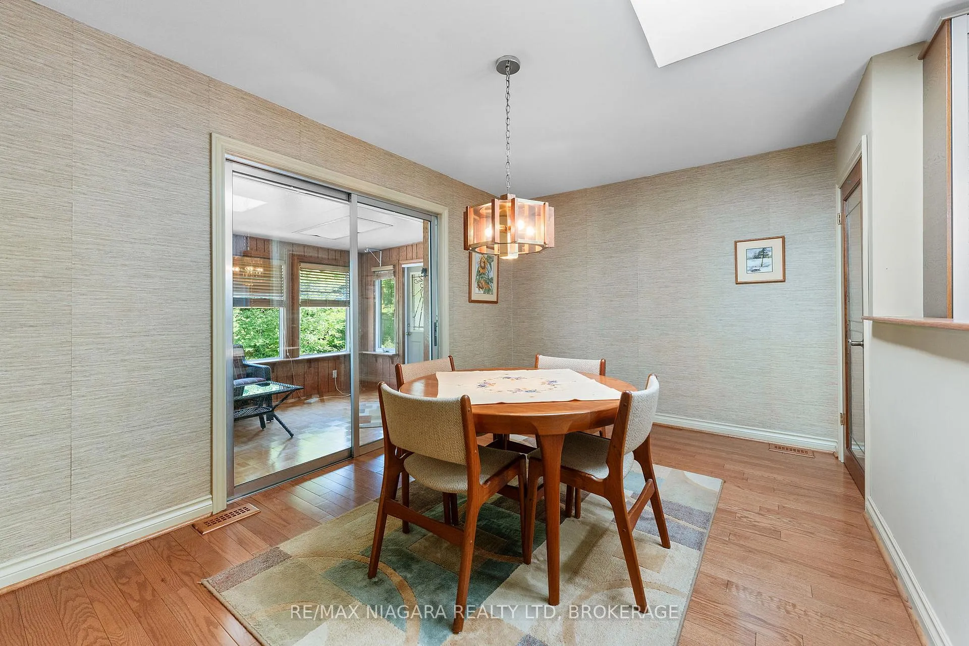 Photo 6 of 47 Windermere Road, St. Catharines, Glendale/Glenridge — HOMEH