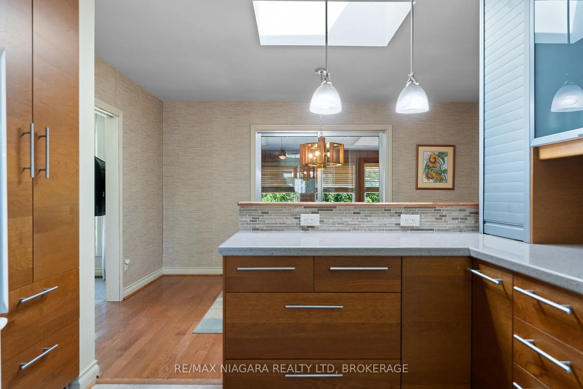 Photo 7 of 47 Windermere Road, St. Catharines, Glendale/Glenridge — HOMEH