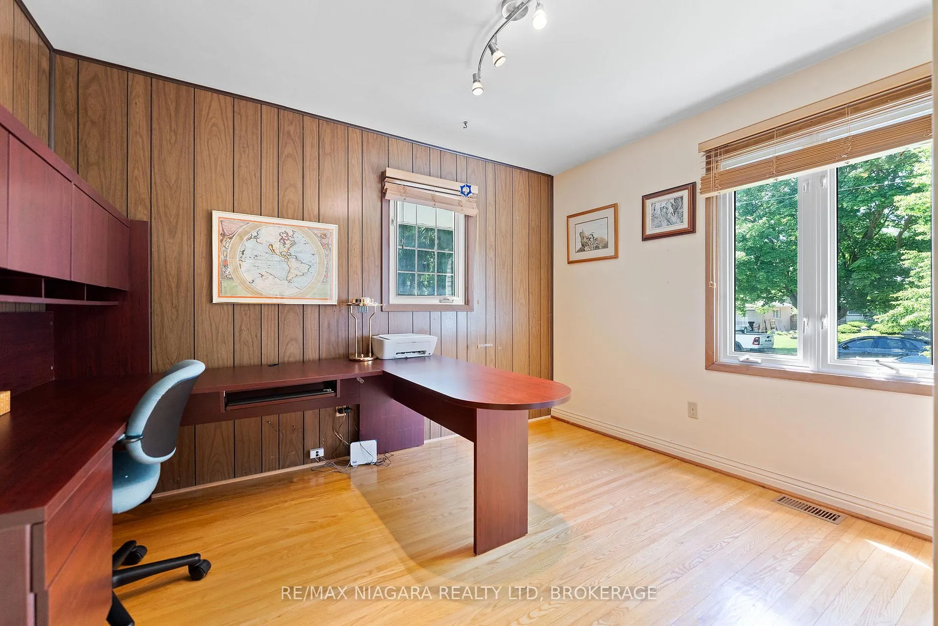 Photo 15 of 47 Windermere Road, St. Catharines, Glendale/Glenridge — HOMEH